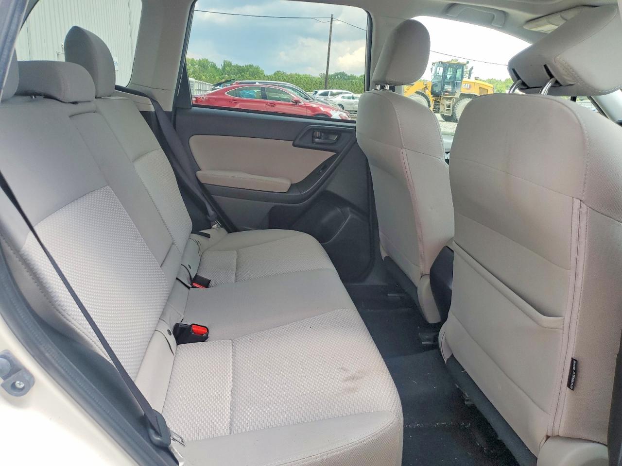2015 Subaru Forester 2.5i Premium White vin: JF2SJAFC1FH820869