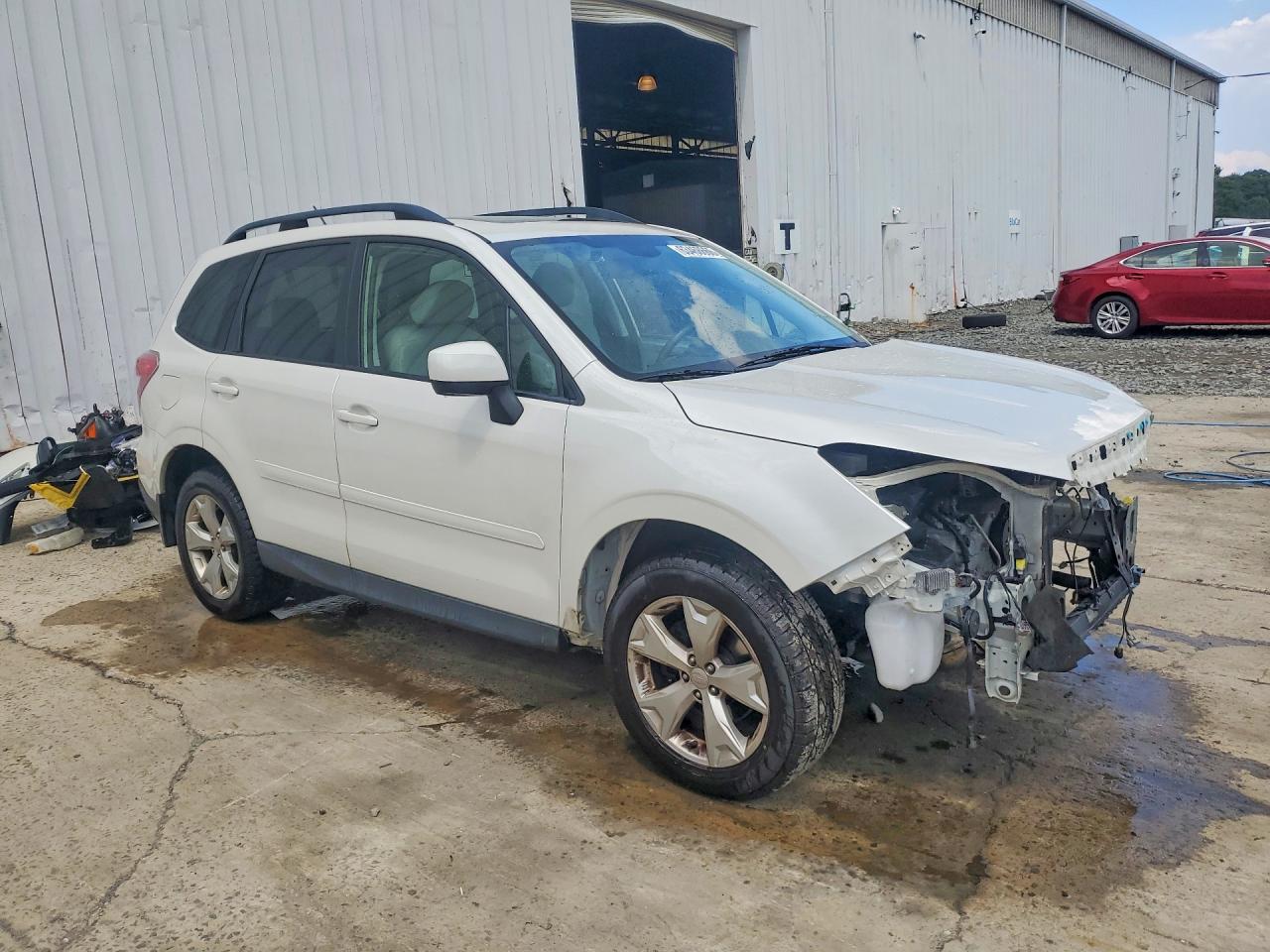 2015 Subaru Forester 2.5i Premium White vin: JF2SJAFC1FH820869