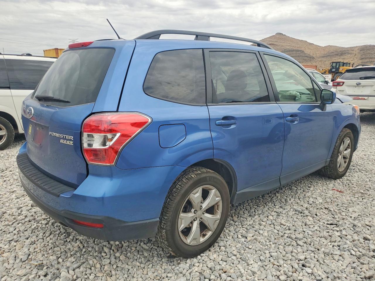 2015 Subaru Forester 2.5i Premium Blue vin: JF2SJAFC3FH451285