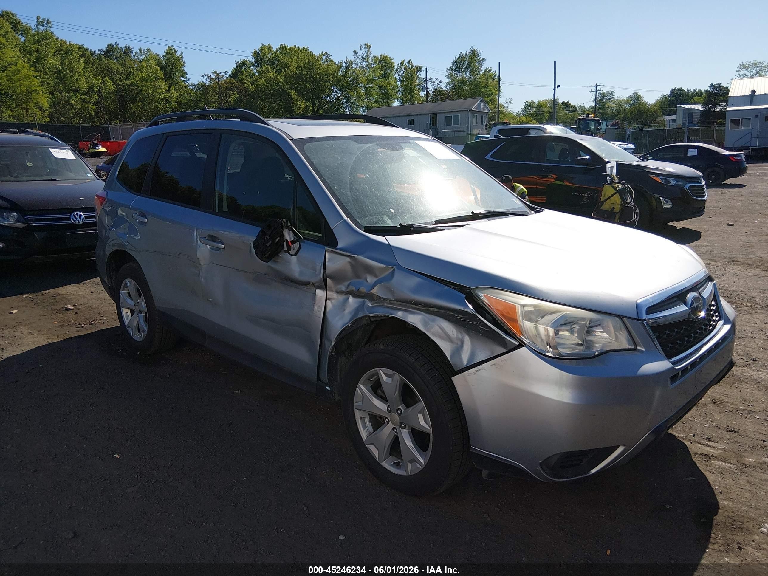 2015 Subaru Forester 2.5i Premium Silver vin: JF2SJAFC4FH413483