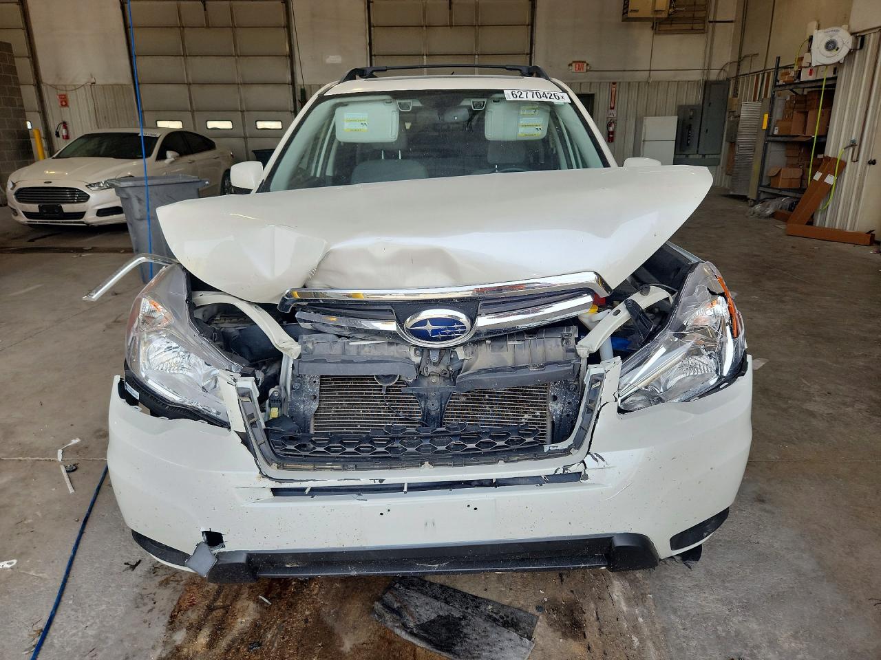 2015 Subaru Forester 2.5i Premium White vin: JF2SJAFC4FH540394