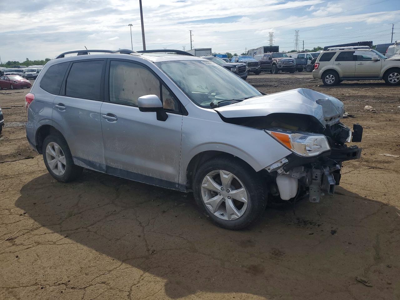 2015 Subaru Forester 2.5i Premium Silver vin: JF2SJAFC4FH817240