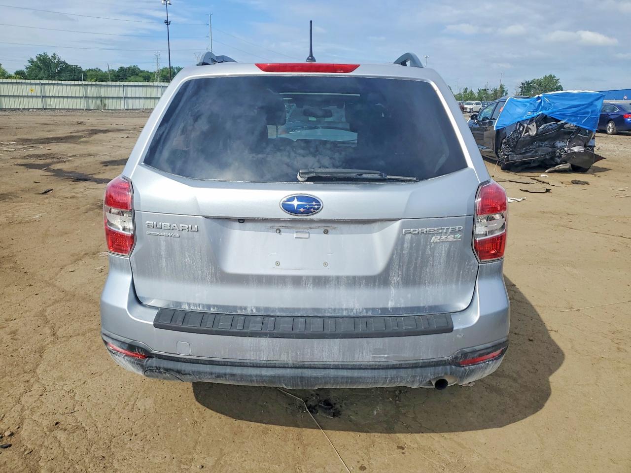 2015 Subaru Forester 2.5i Premium Silver vin: JF2SJAFC4FH817240