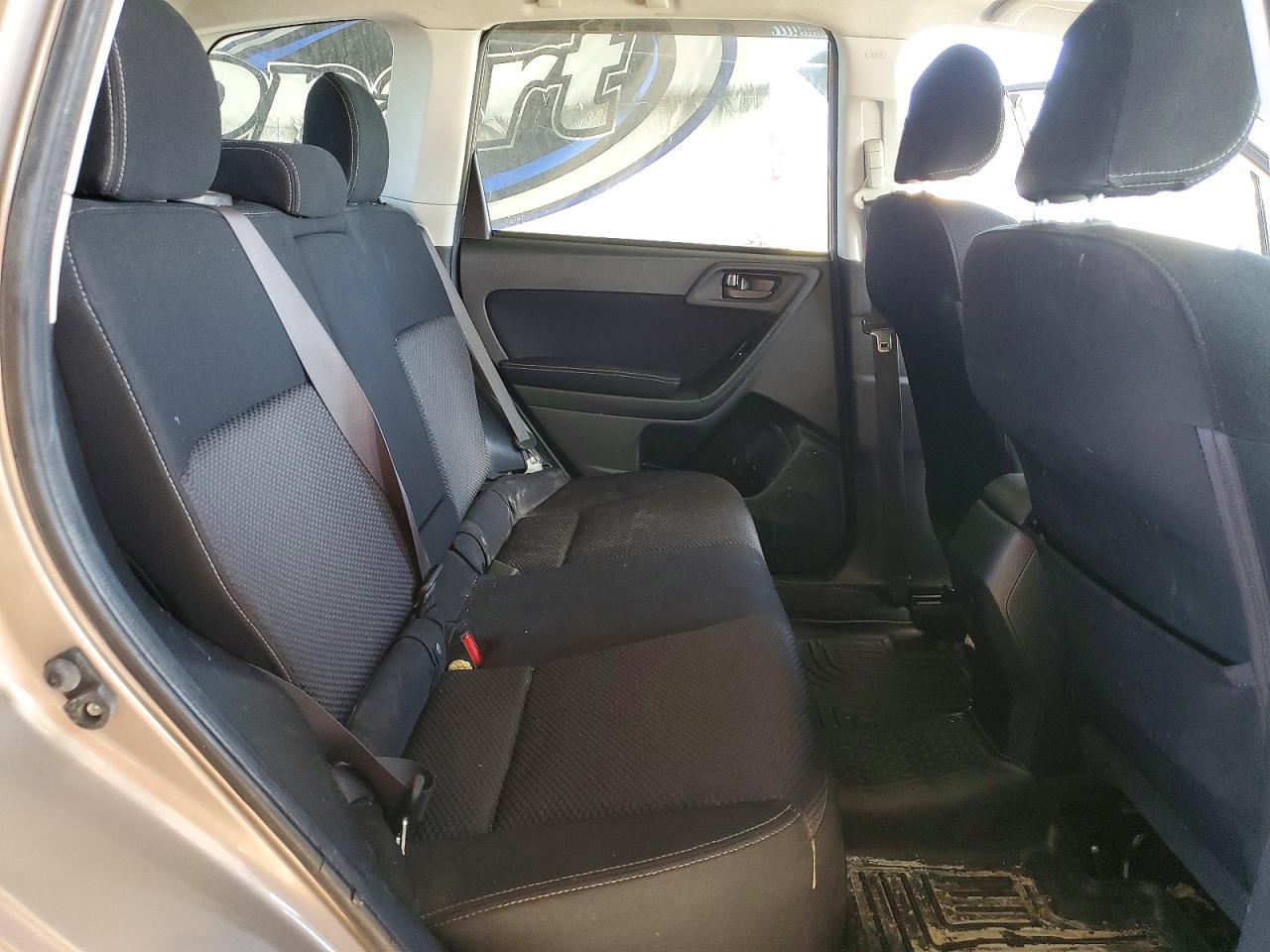 2015 Subaru Forester 2.5i Premium Gold vin: JF2SJAFC5FH547385