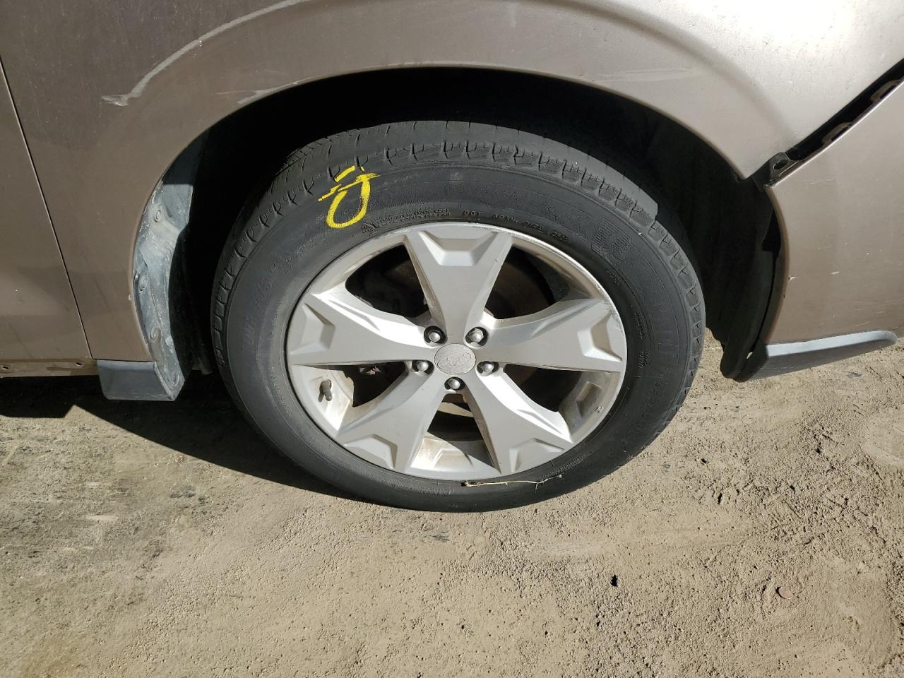 2015 Subaru Forester 2.5i Premium Gold vin: JF2SJAFC5FH547385 Damage: Right Front Wheel, Curb Rash, 6 To 7 Inches