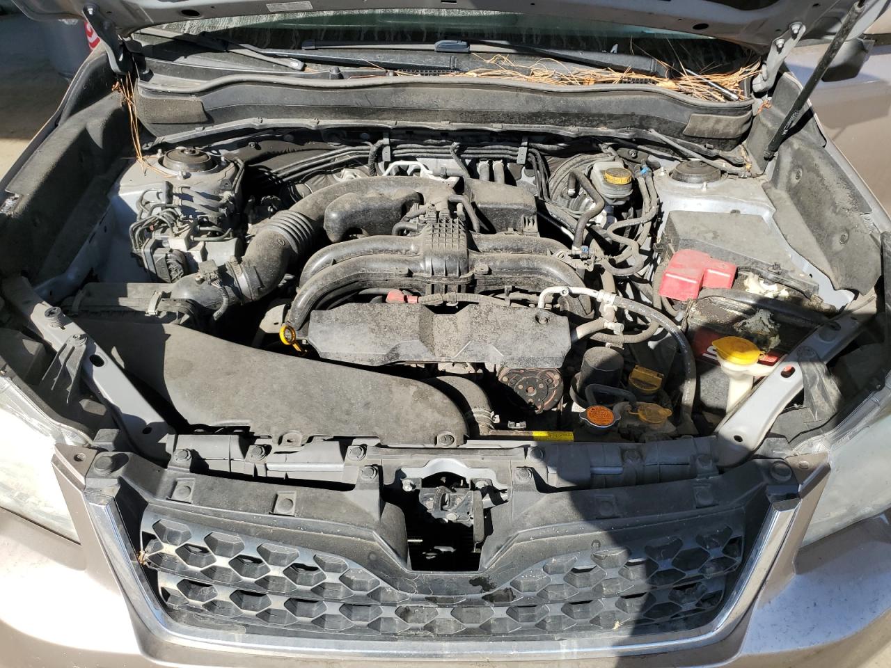 2015 Subaru Forester 2.5i Premium Gold vin: JF2SJAFC5FH547385 Damage: Battery, Broken, Replacement Required