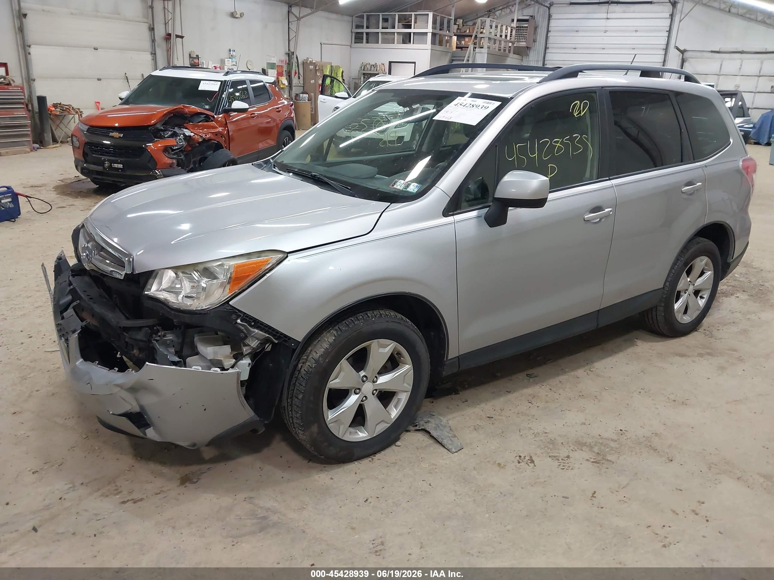 2015 Subaru Forester 2.5i Premium Silver vin: JF2SJAFC5FH580497