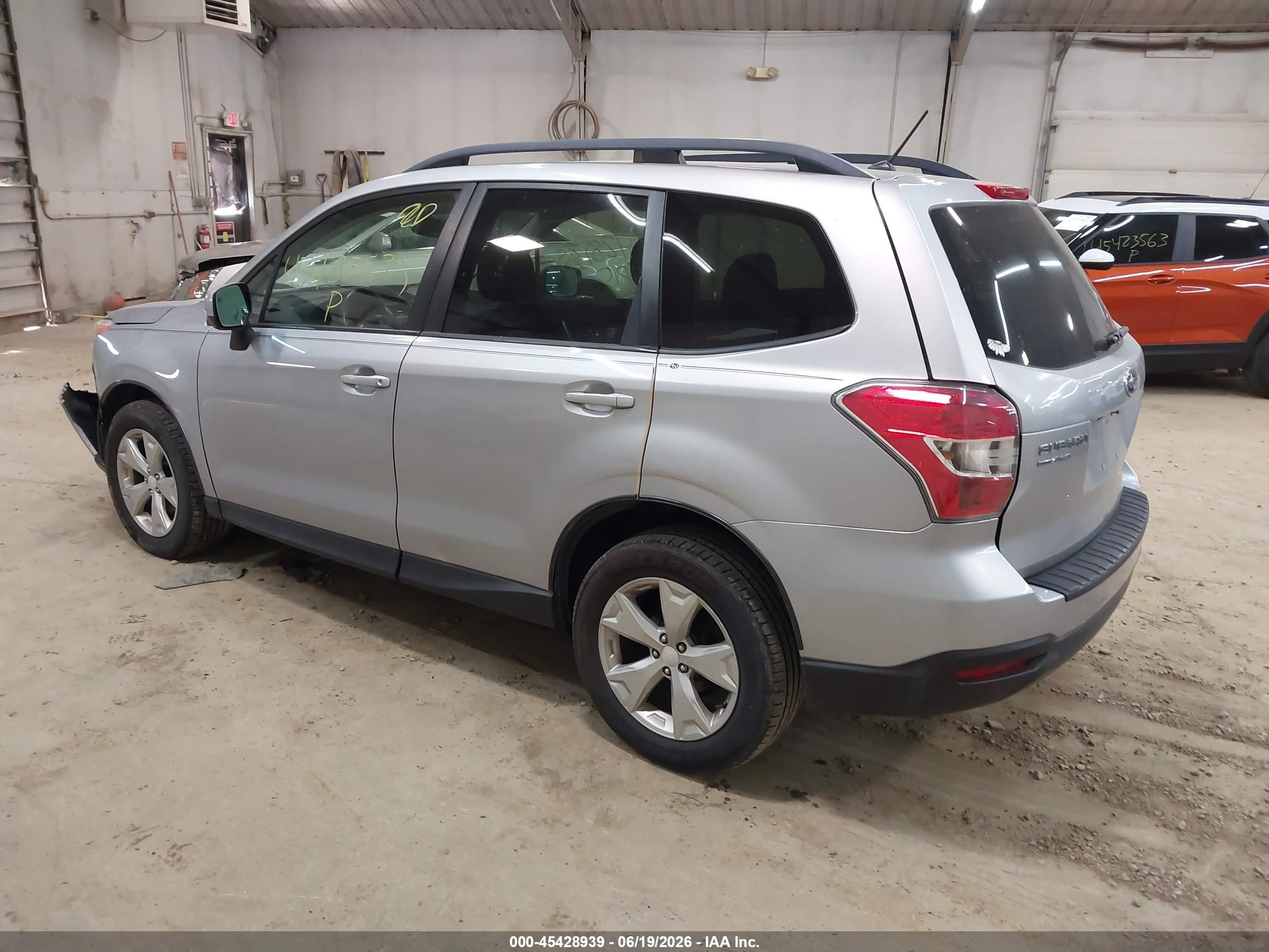2015 Subaru Forester 2.5i Premium Silver vin: JF2SJAFC5FH580497
