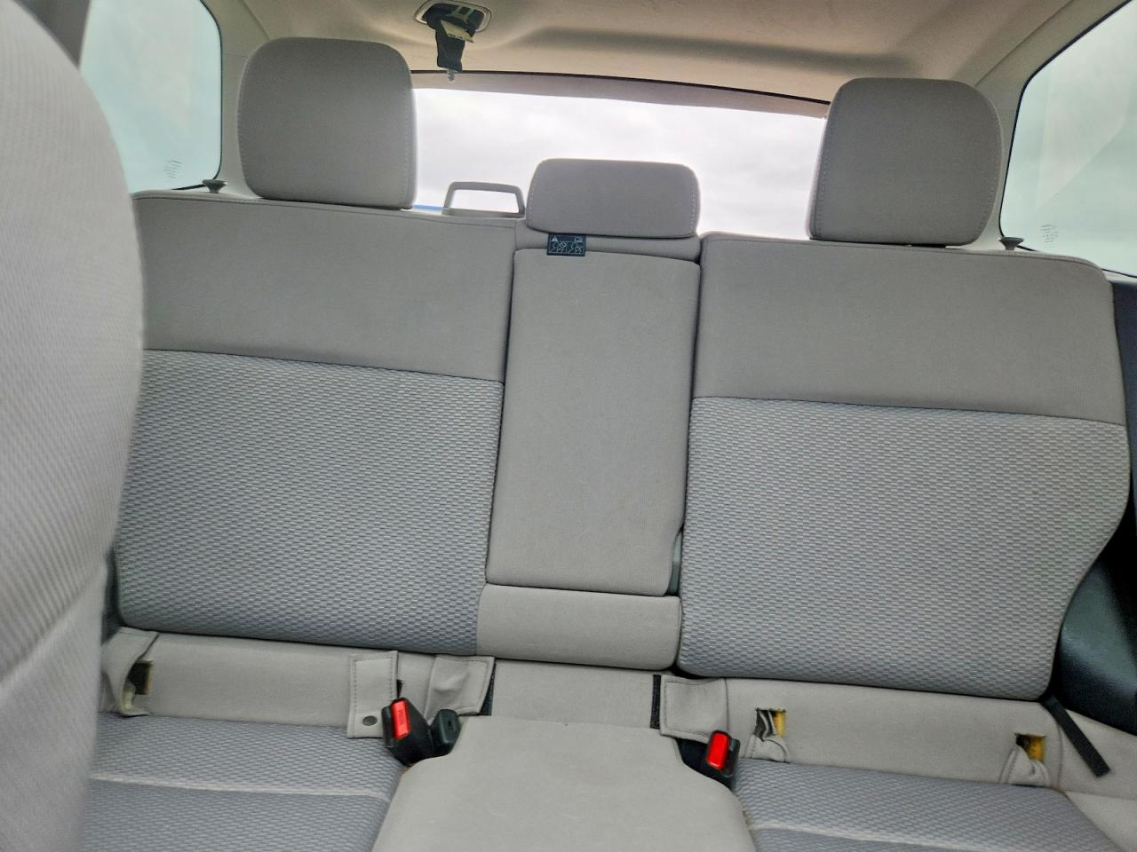 2016 Subaru Forester 2.5i Premium White vin: JF2SJAFC6GH508872