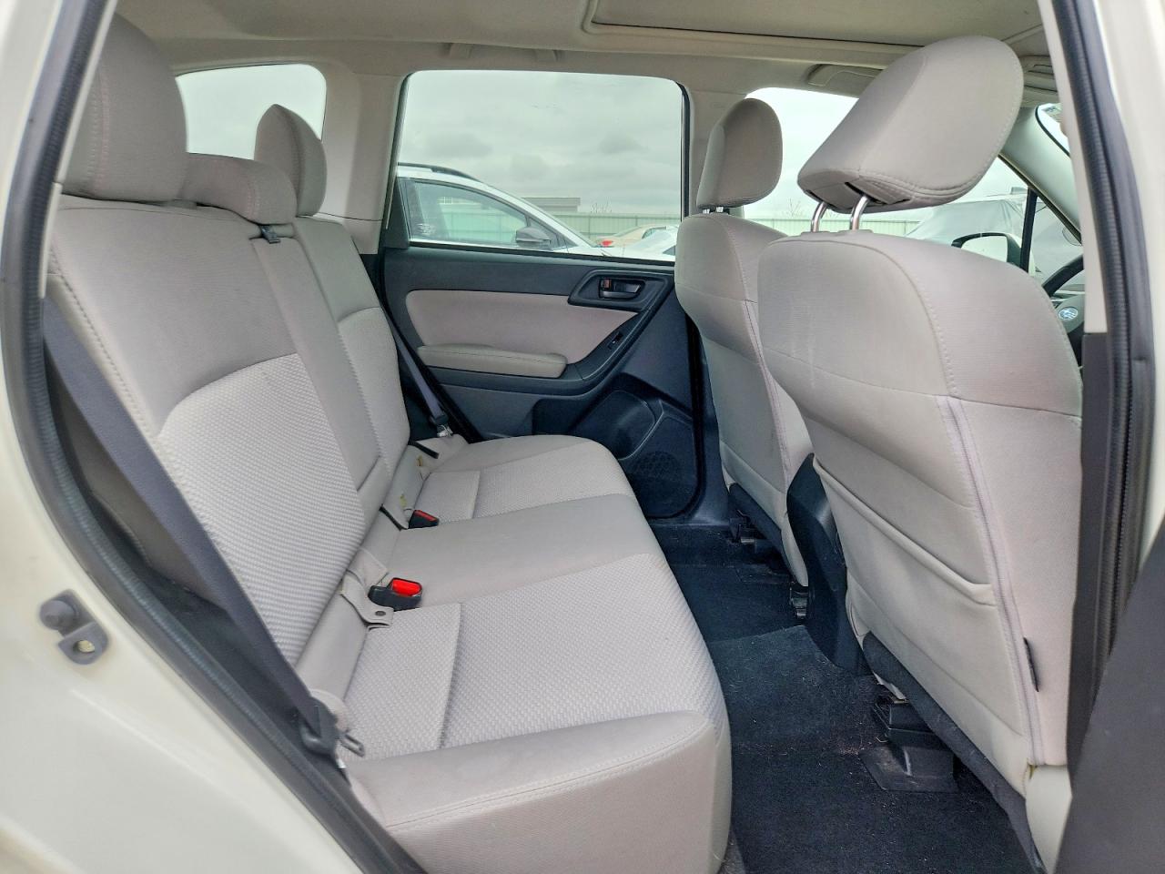2016 Subaru Forester 2.5i Premium White vin: JF2SJAFC6GH508872
