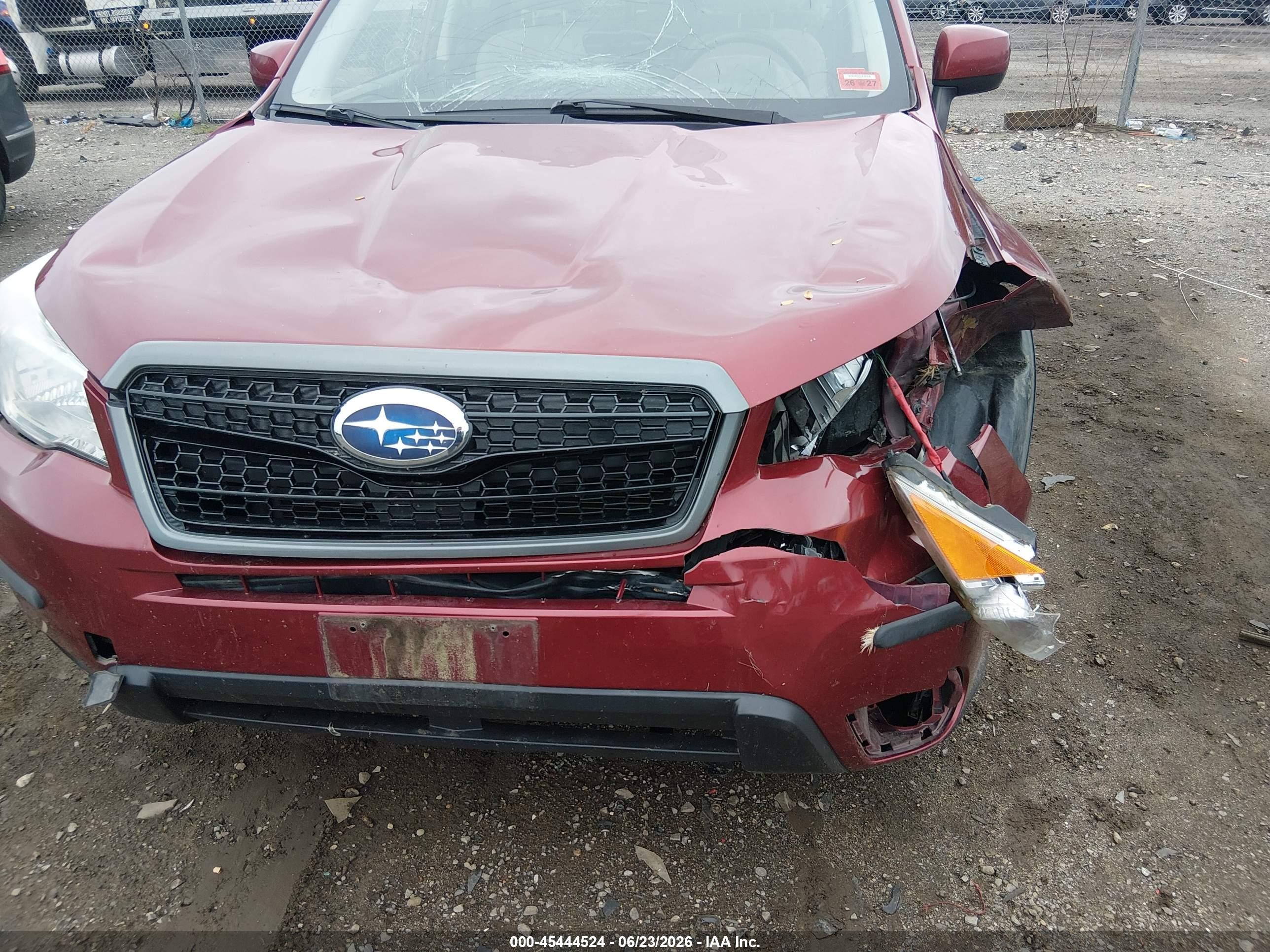 2015 Subaru Forester 2.5i Premium Red vin: JF2SJAFC7FH459485