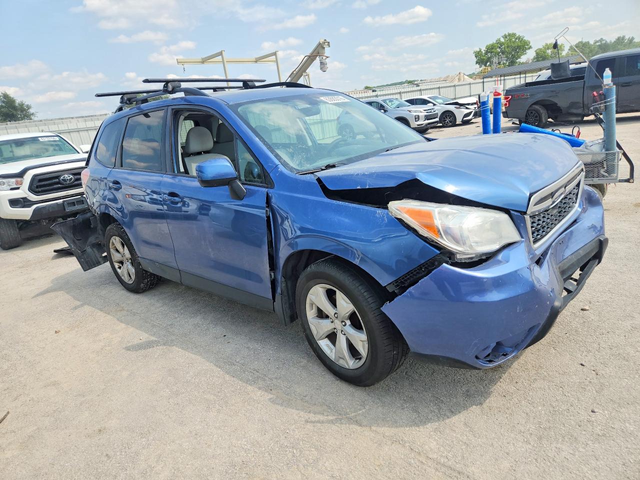 2015 Subaru Forester 2.5i Premium Синий vin: JF2SJAFC7FH469045