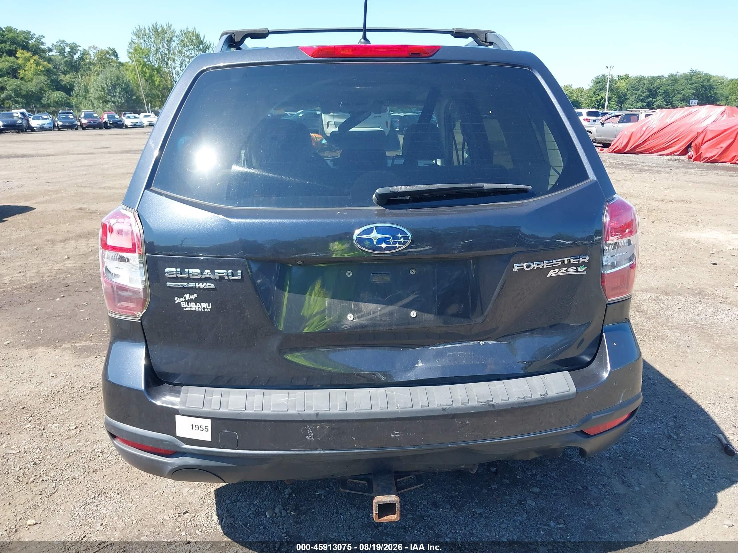 2015 Subaru Forester 2.5i Premium Gray vin: JF2SJAFC8FH528376