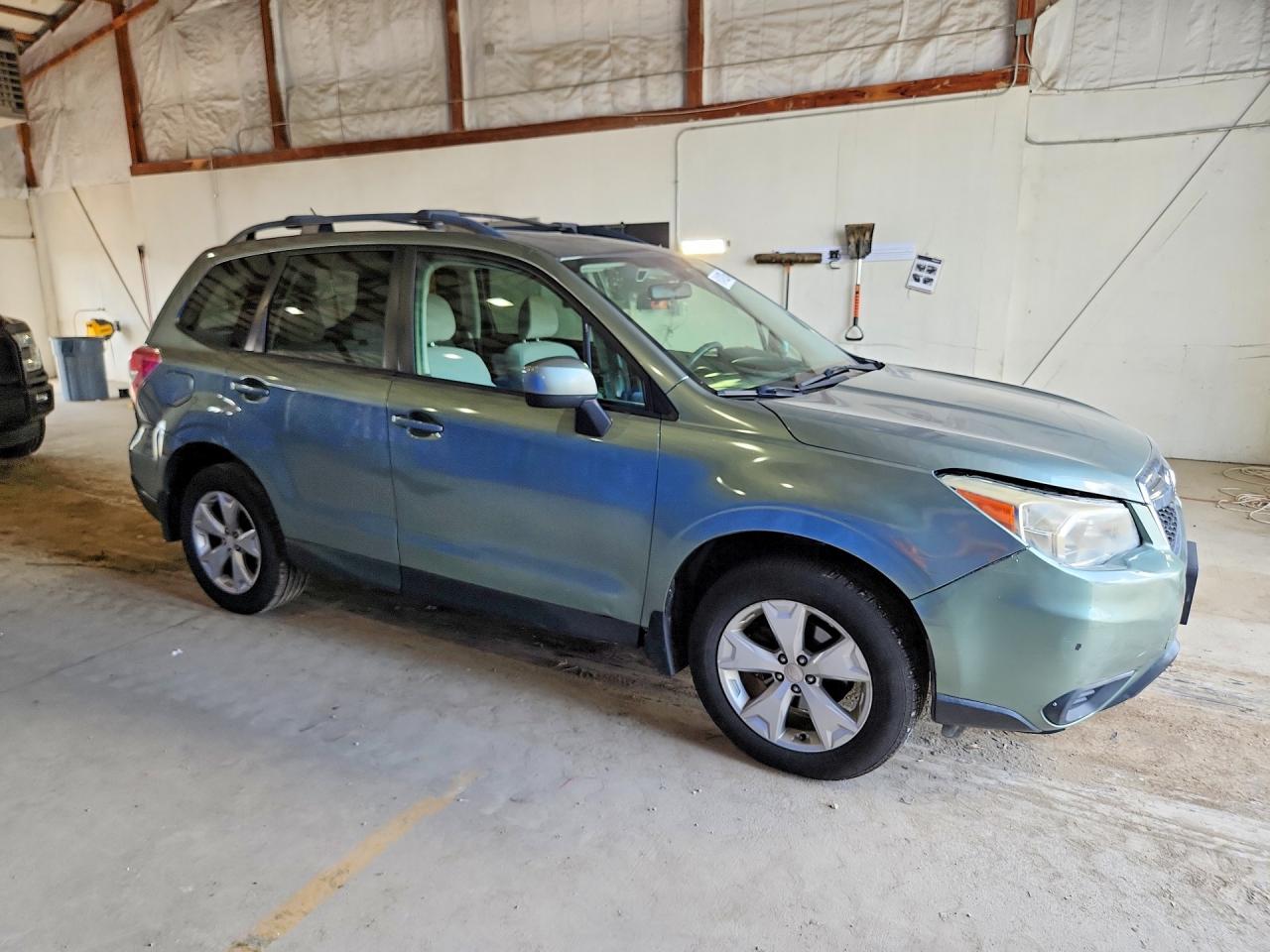 2015 Subaru Forester 2.5i Premium Green vin: JF2SJAFC8FH544898