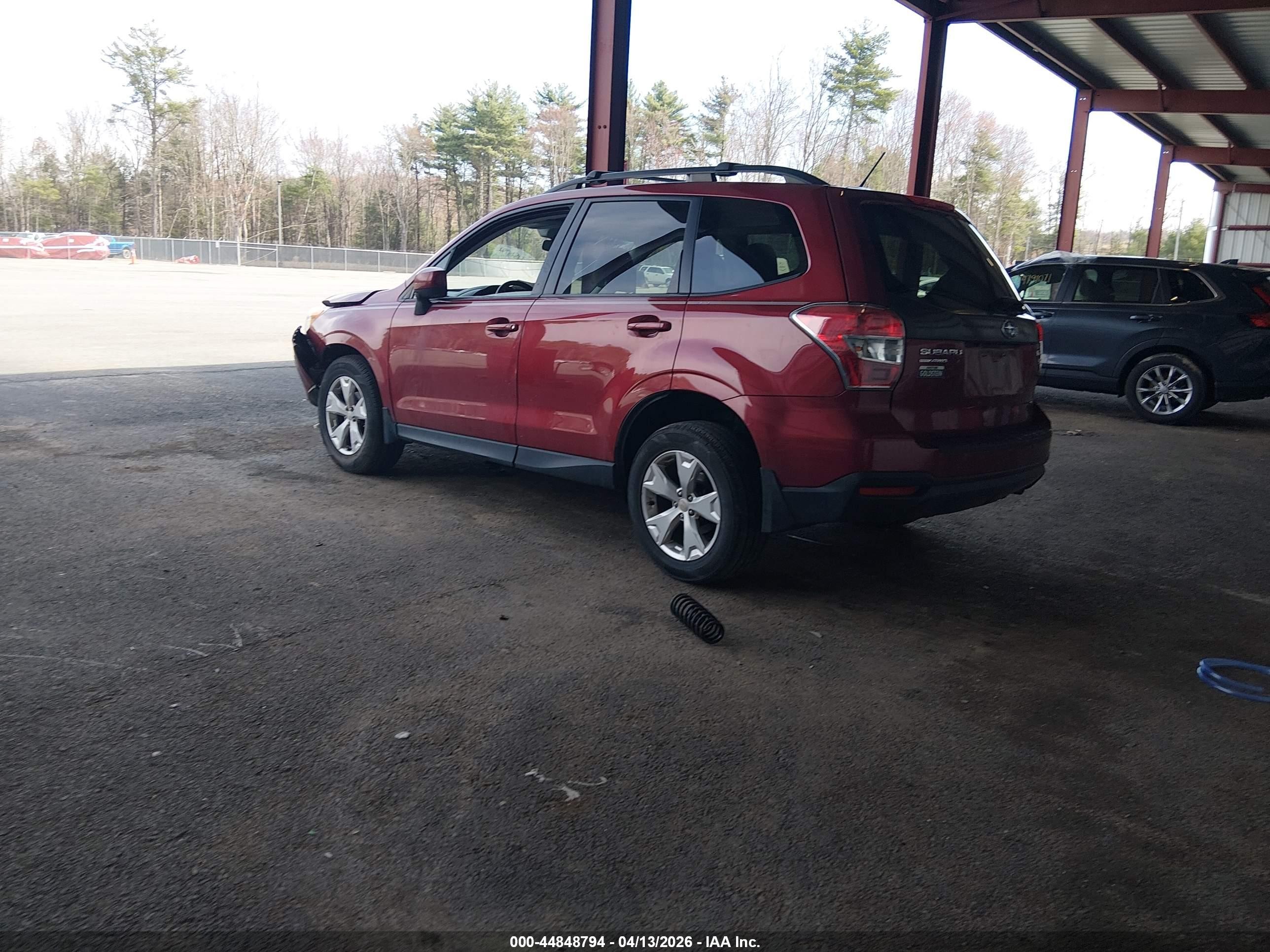 2015 Subaru Forester 2.5i Premium Красный vin: JF2SJAFC8FH801249