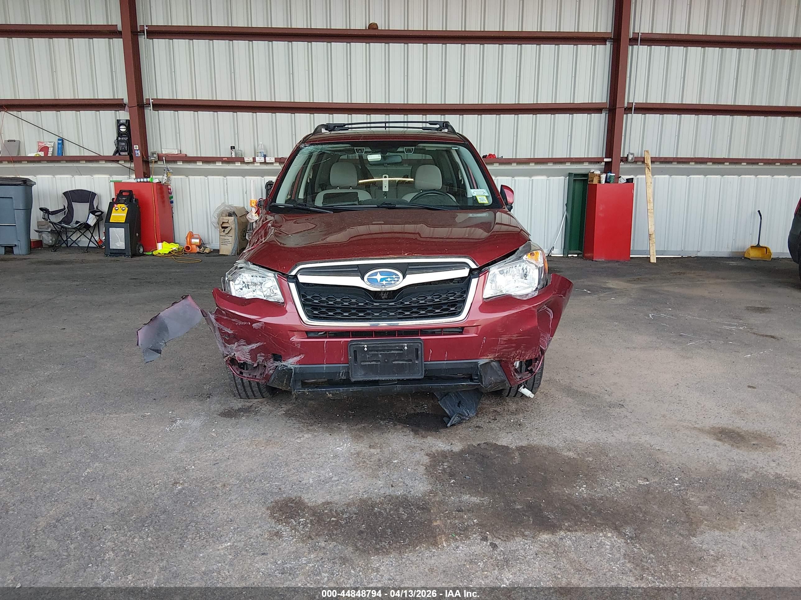 2015 Subaru Forester 2.5i Premium Красный vin: JF2SJAFC8FH801249