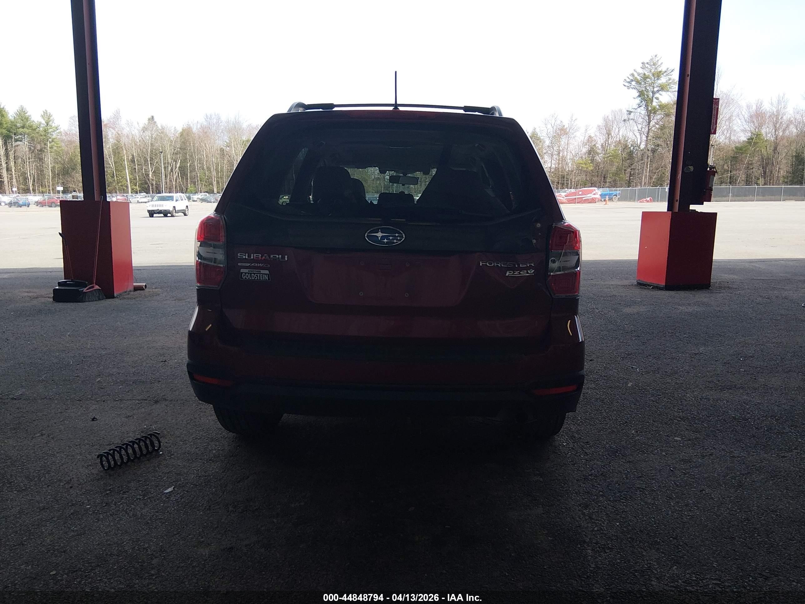 2015 Subaru Forester 2.5i Premium Красный vin: JF2SJAFC8FH801249