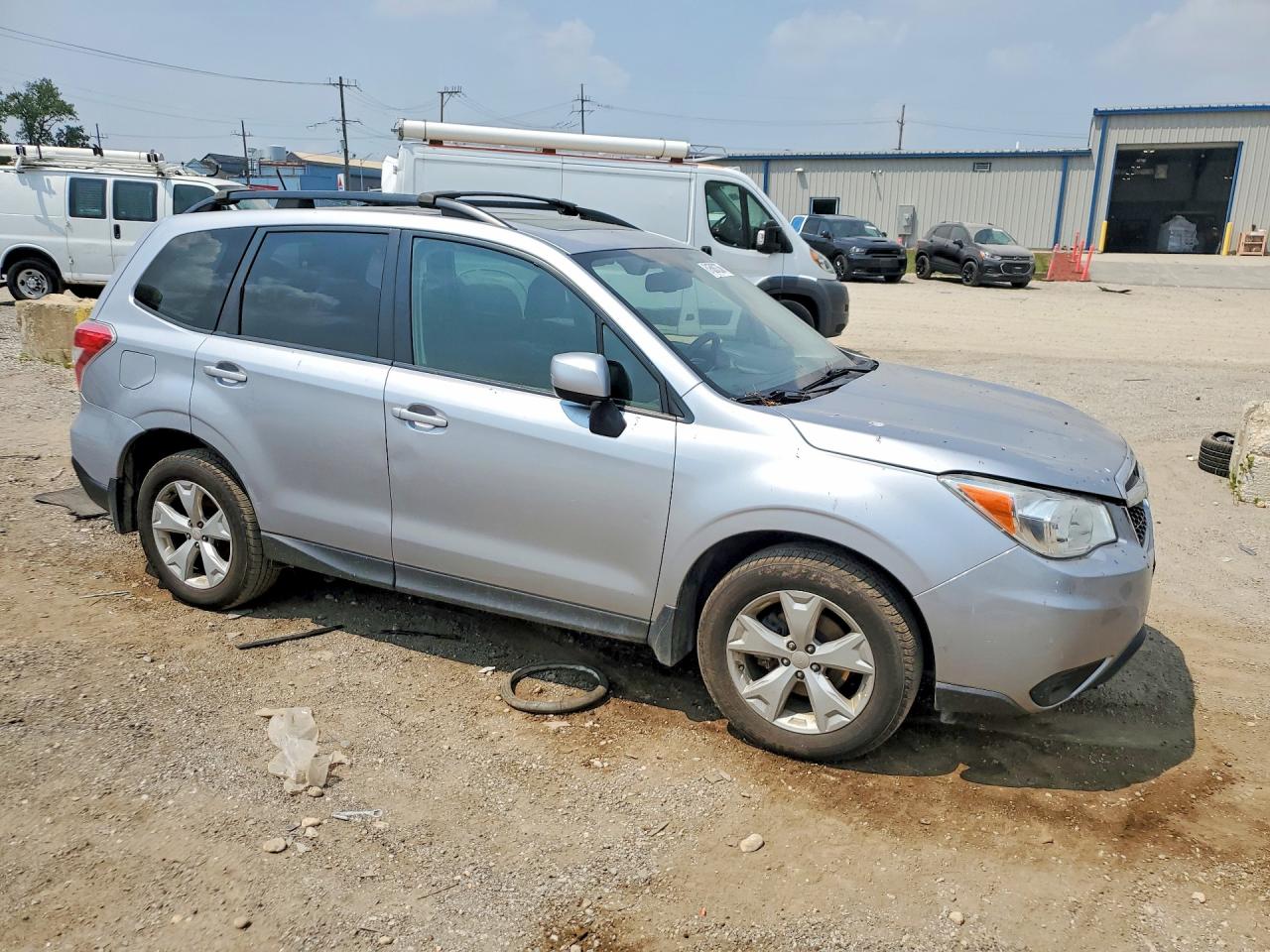 2015 Subaru Forester 2.5i Premium Silver vin: JF2SJAFC9FH406738