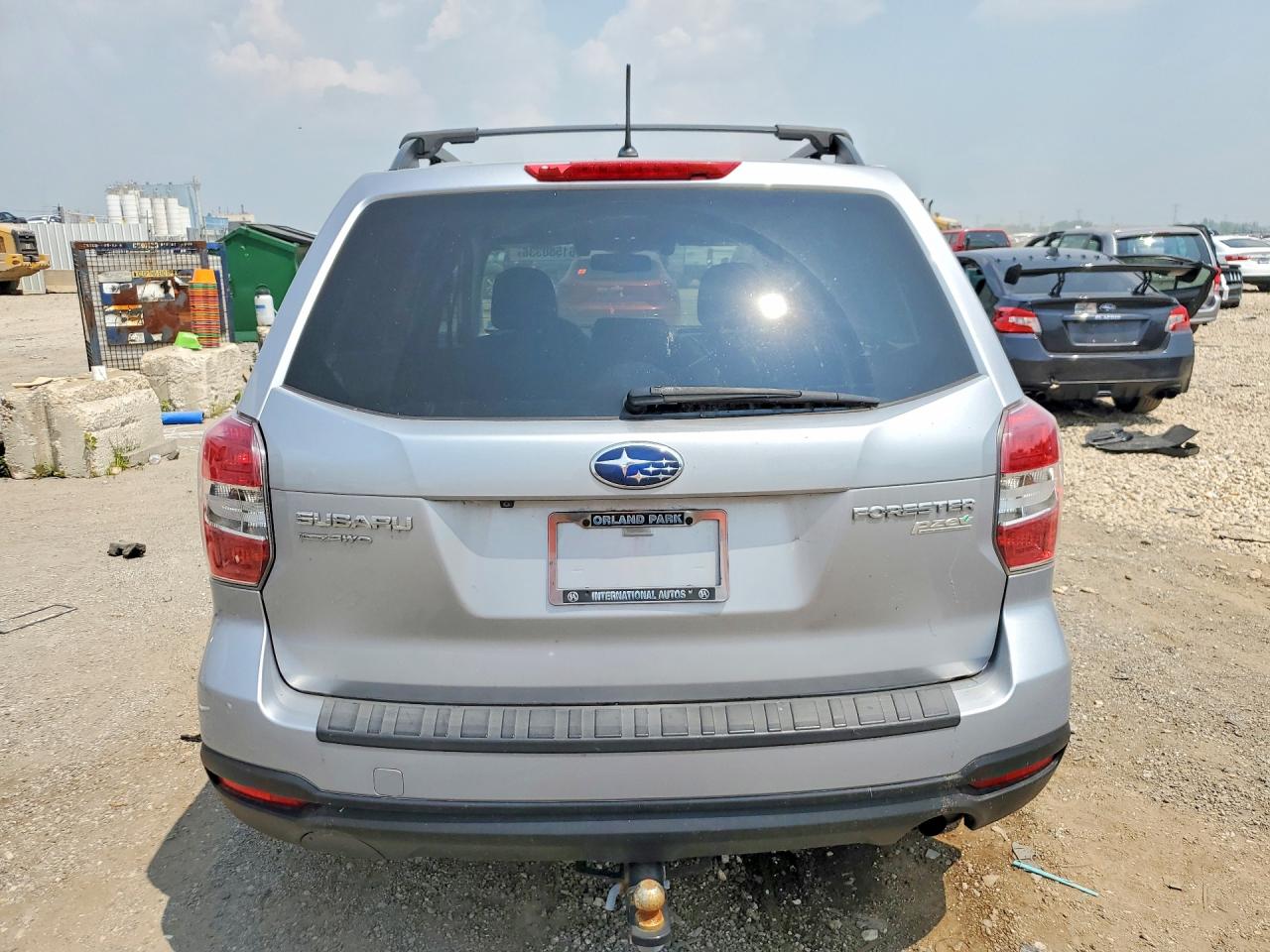 2015 Subaru Forester 2.5i Premium Silver vin: JF2SJAFC9FH406738