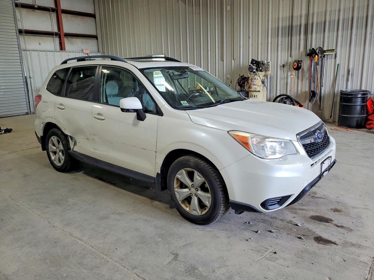 2015 Subaru Forester 2.5i Premium Белый vin: JF2SJAFC9FH440078
