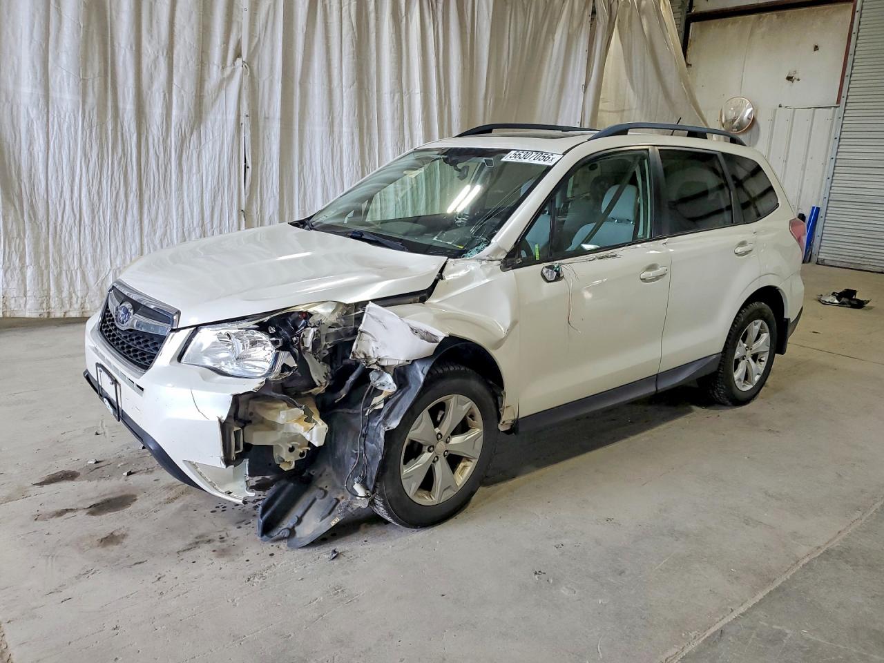 2015 Subaru Forester 2.5i Premium Белый vin: JF2SJAFC9FH440078