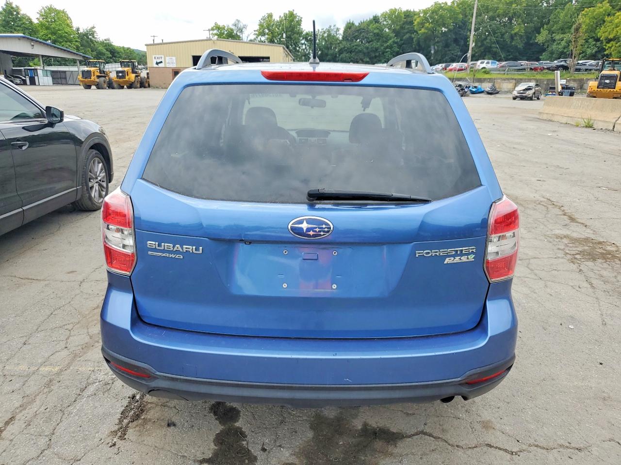 2015 Subaru Forester 2.5i Premium Blue vin: JF2SJAFC9FH558325