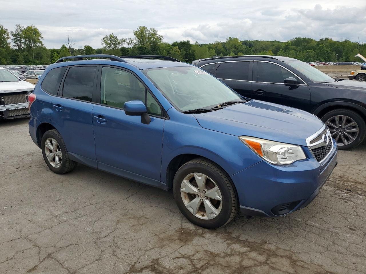 2015 Subaru Forester 2.5i Premium Blue vin: JF2SJAFC9FH558325