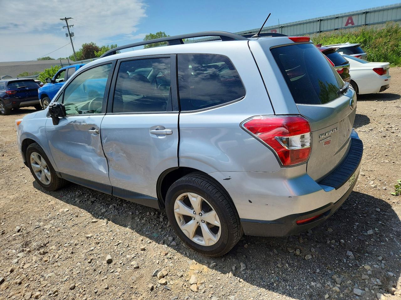 2015 Subaru Forester 2.5i Premium Серебряный vin: JF2SJAFCXFH555210