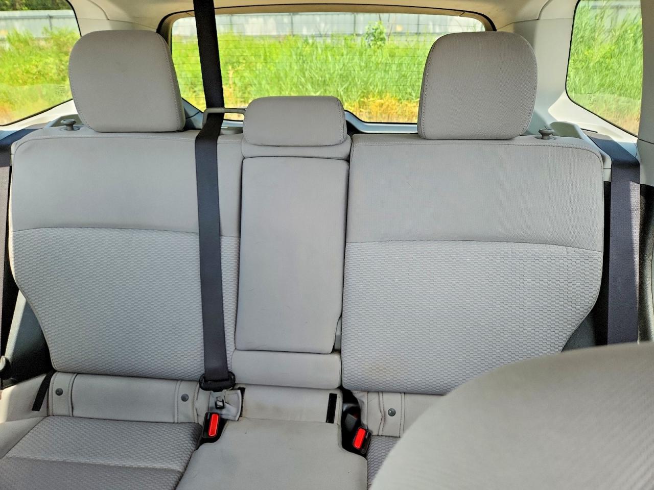 2015 Subaru Forester 2.5i Premium Серебряный vin: JF2SJAFCXFH555210