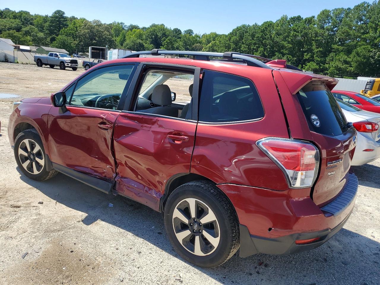 2017 Subaru Forester 2.5i Premium Red vin: JF2SJAGC0HH572597