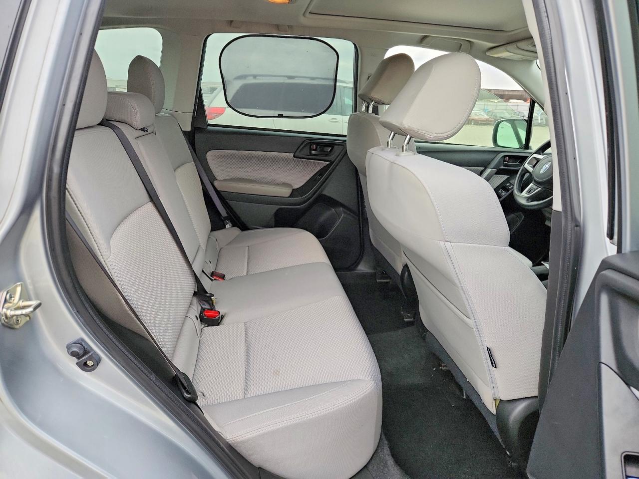 2018 Subaru Forester 2.5i Premium Silver vin: JF2SJAGC0JH459108