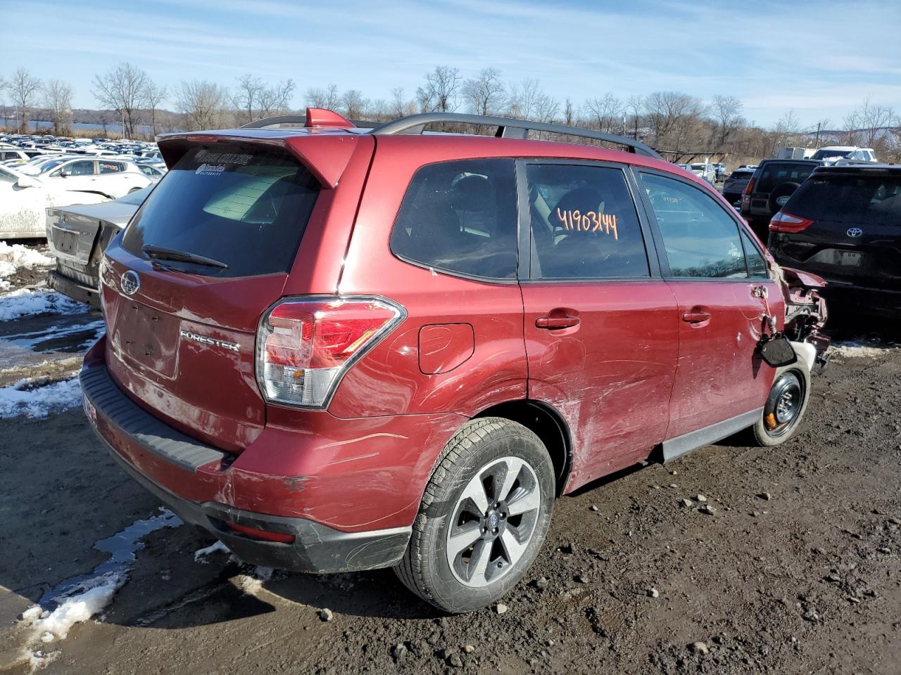 2018 Subaru Forester 2.5i Premium Red vin: JF2SJAGC0JH575554