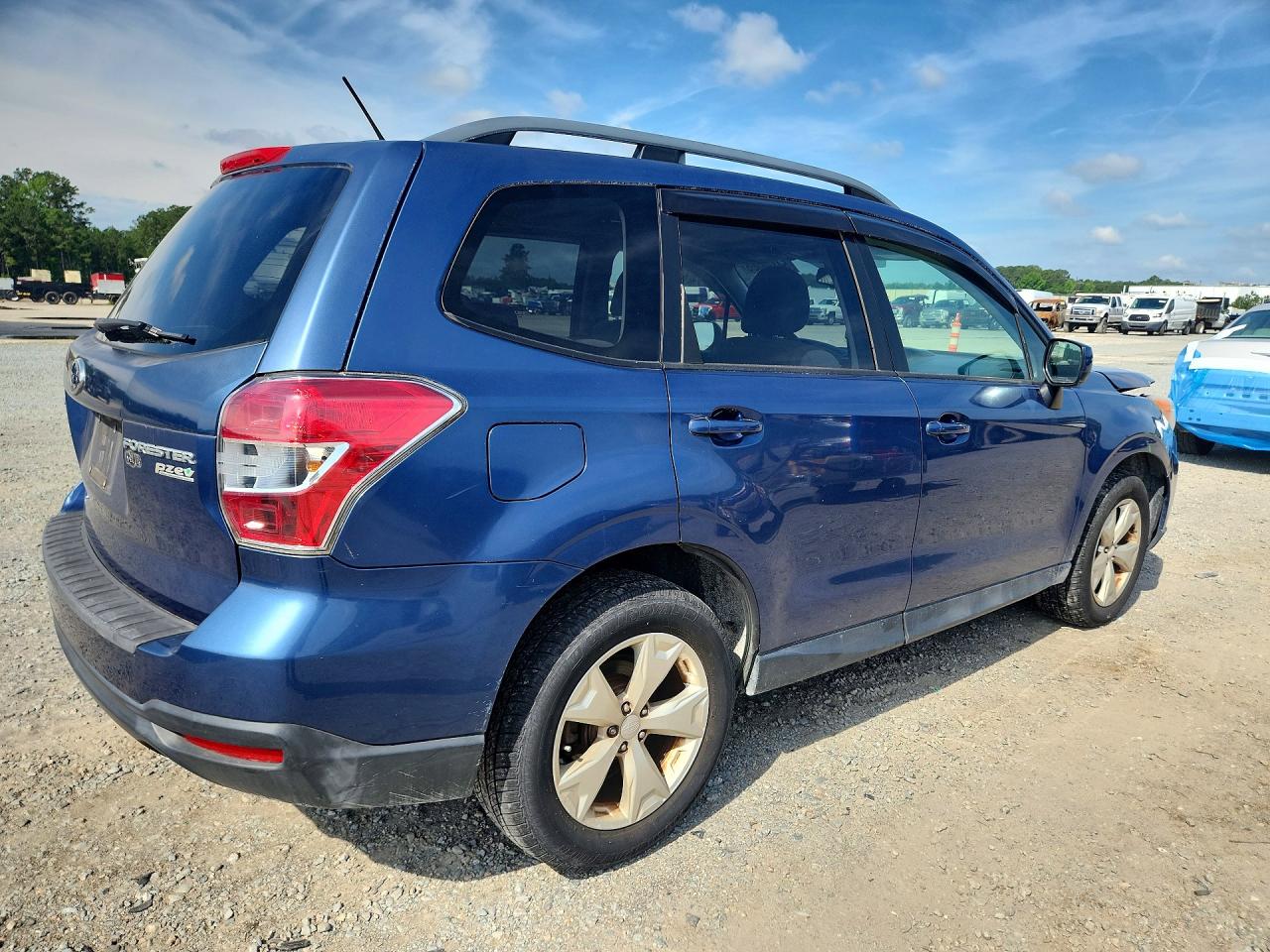 2014 Subaru Forester 2.5i Premium Blue vin: JF2SJAGC1EH510332