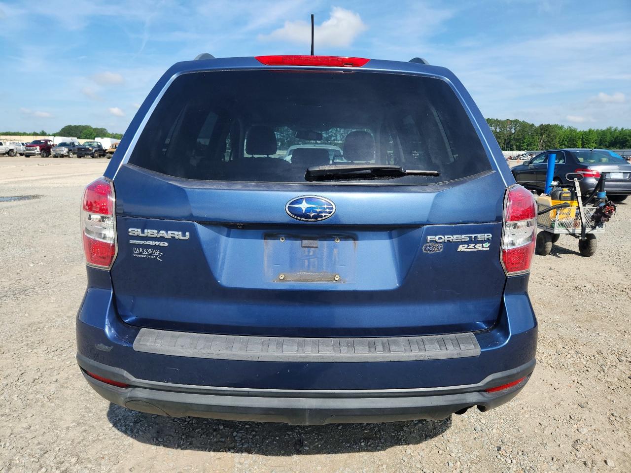 2014 Subaru Forester 2.5i Premium Blue vin: JF2SJAGC1EH510332