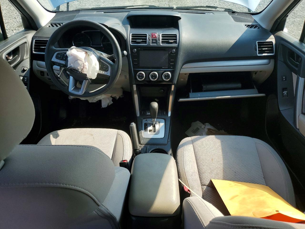 2017 Subaru Forester 2.5i Premium Silver vin: JF2SJAGC1HH503563