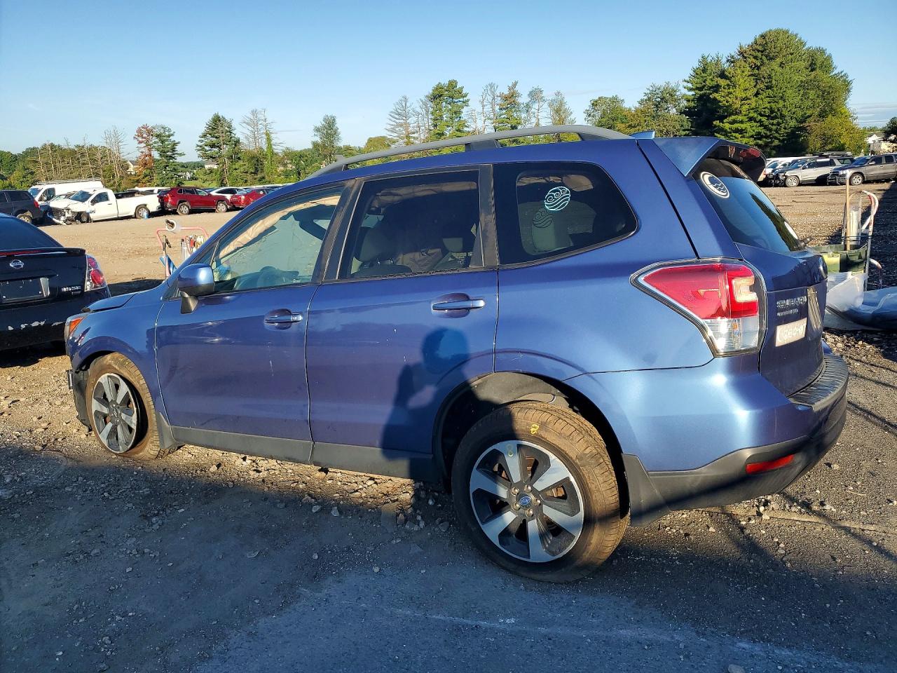 2017 Subaru Forester 2.5i Premium Синий vin: JF2SJAGC1HH507869