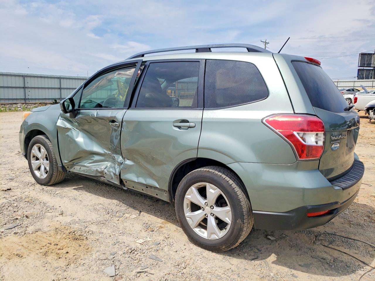 2014 Subaru Forester 2.5i Premium Green vin: JF2SJAGC2EH549950