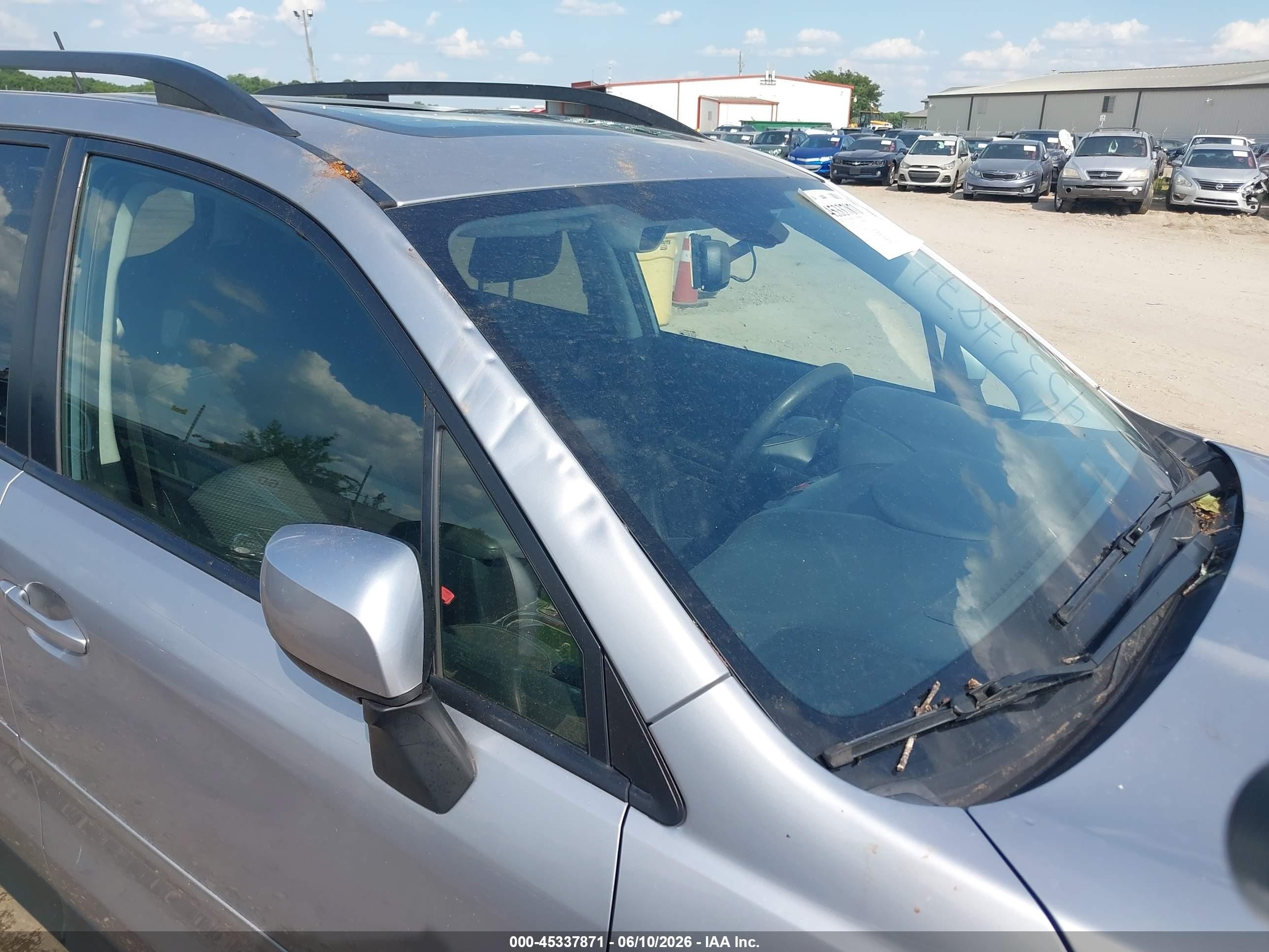 2015 Subaru Forester 2.5i Premium Silver vin: JF2SJAGC2FH412993