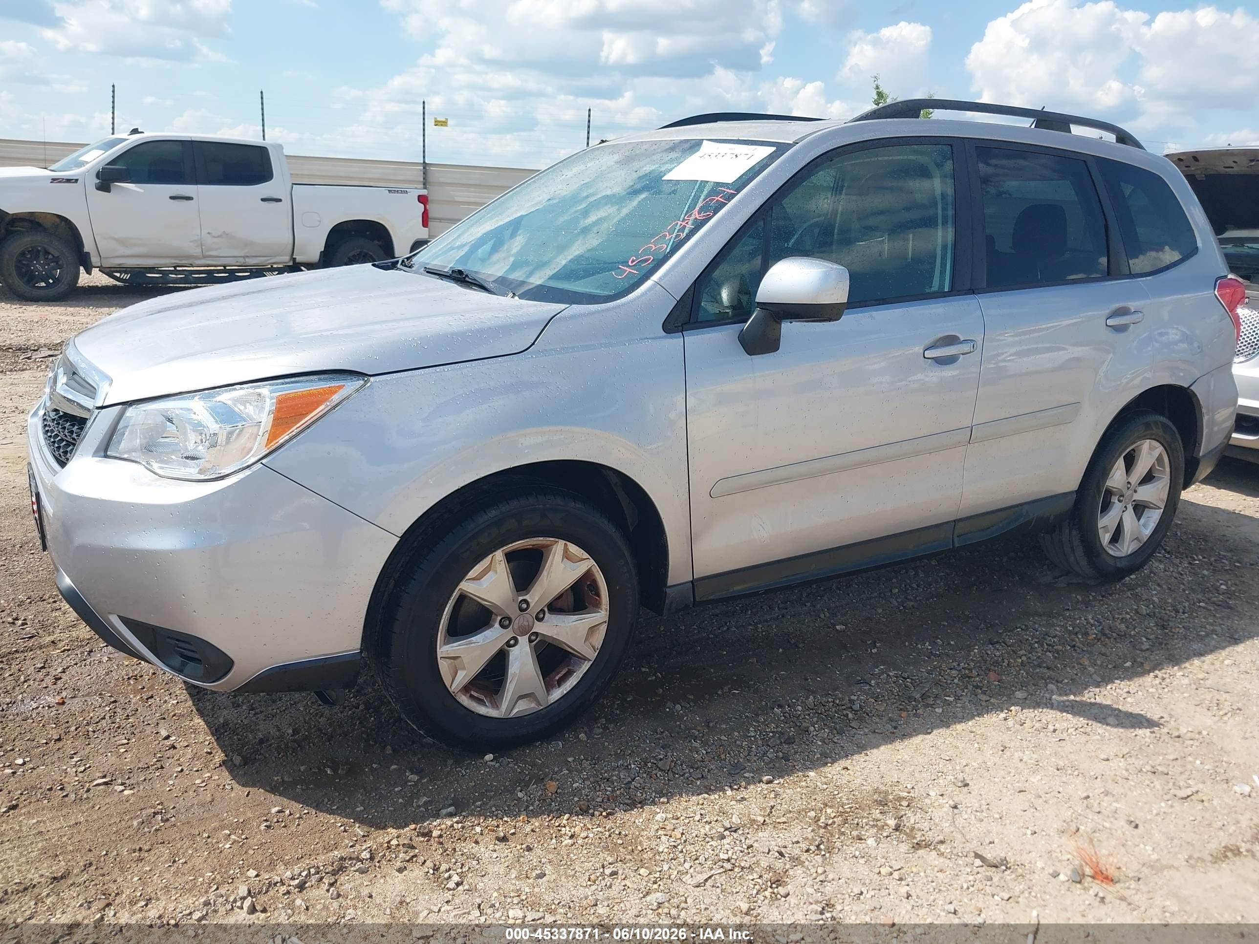 2015 Subaru Forester 2.5i Premium Silver vin: JF2SJAGC2FH412993