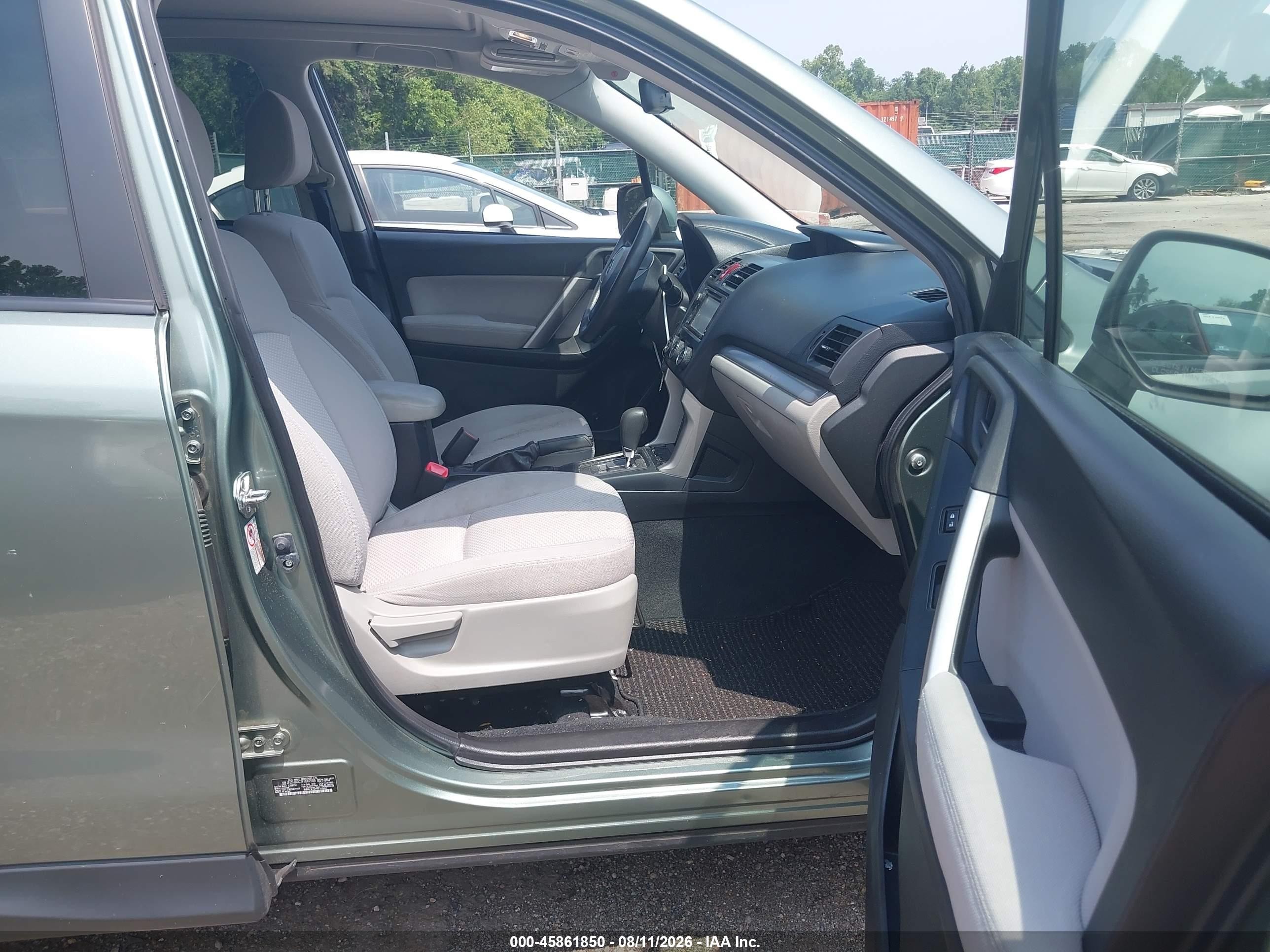 2015 Subaru Forester 2.5i Premium Gray vin: JF2SJAGC2FH562506
