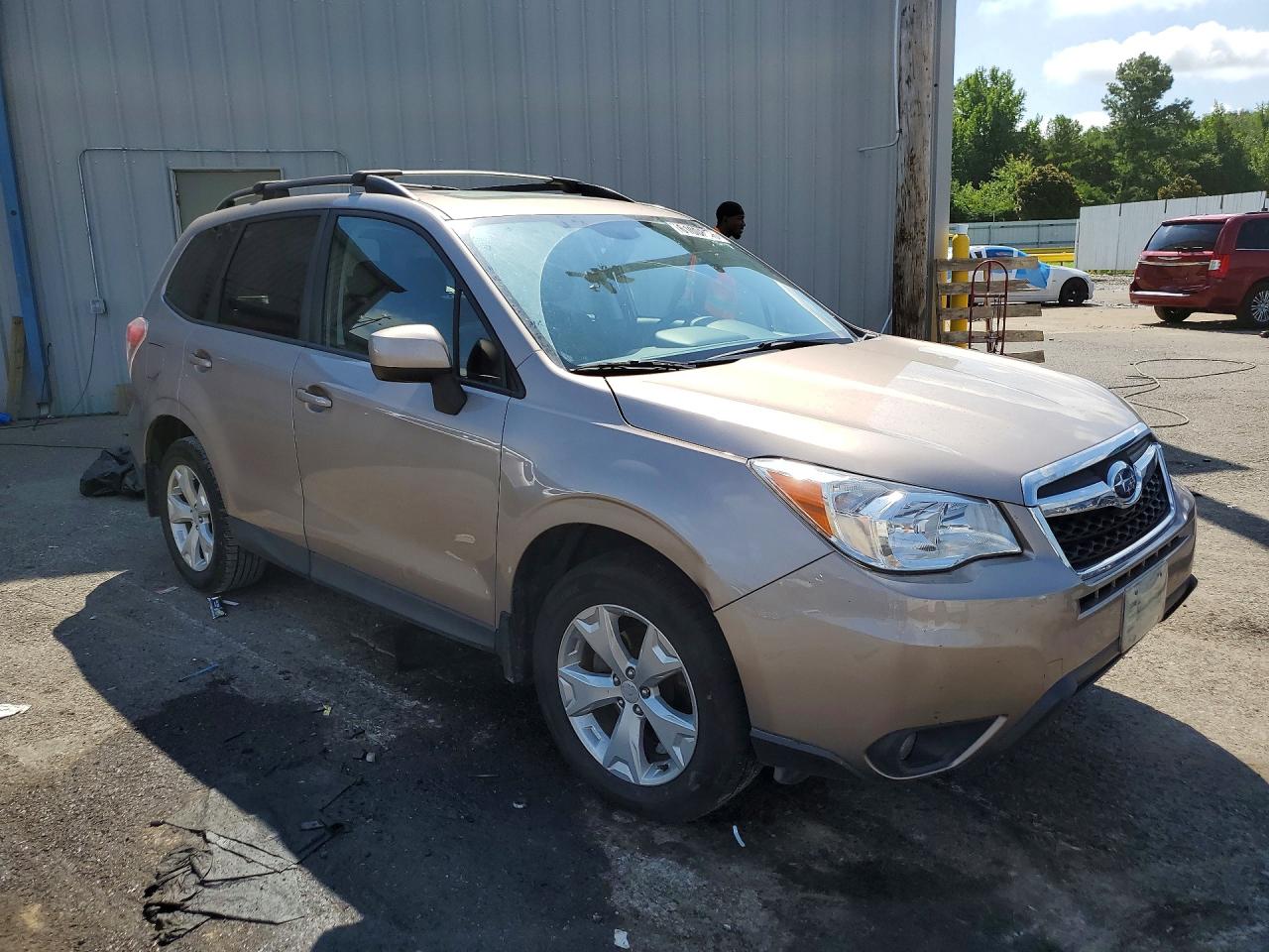 2016 Subaru Forester 2.5i Premium Коричневый vin: JF2SJAGC2GH418522