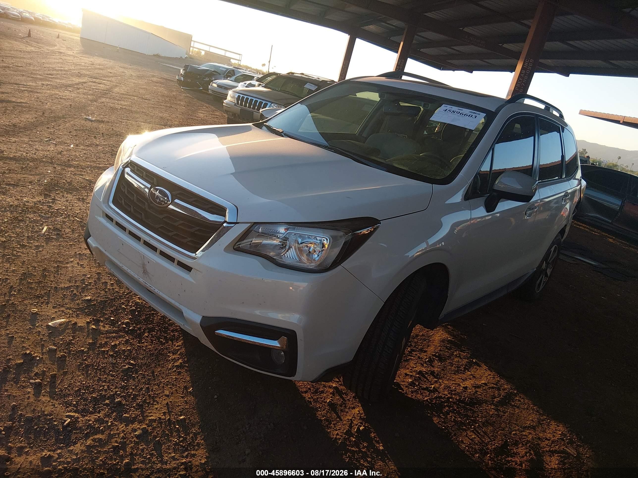 2017 Subaru Forester 2.5i Premium White vin: JF2SJAGC2HH472243
