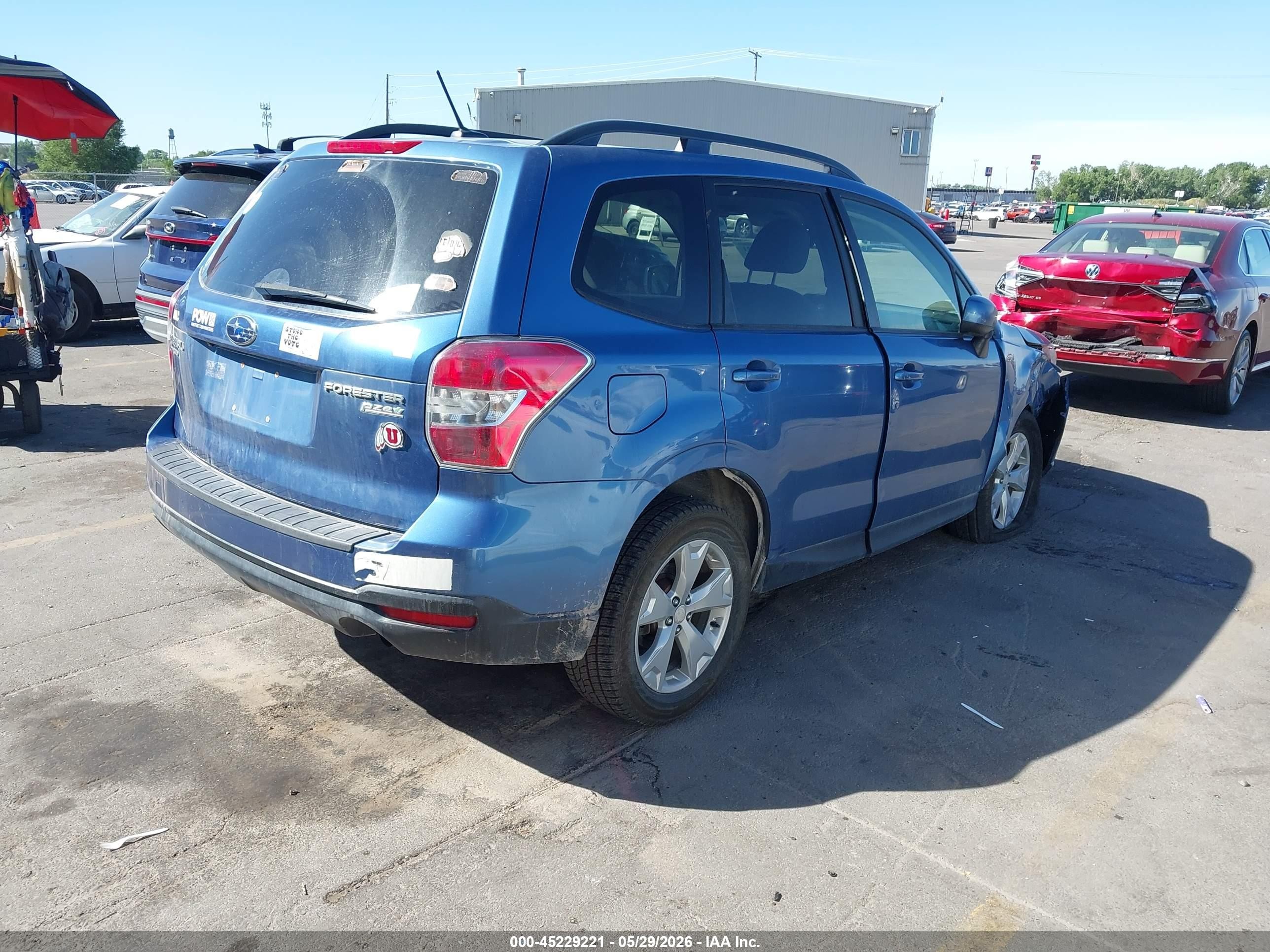 2015 Subaru Forester 2.5i Premium Blue vin: JF2SJAGC3FH532219