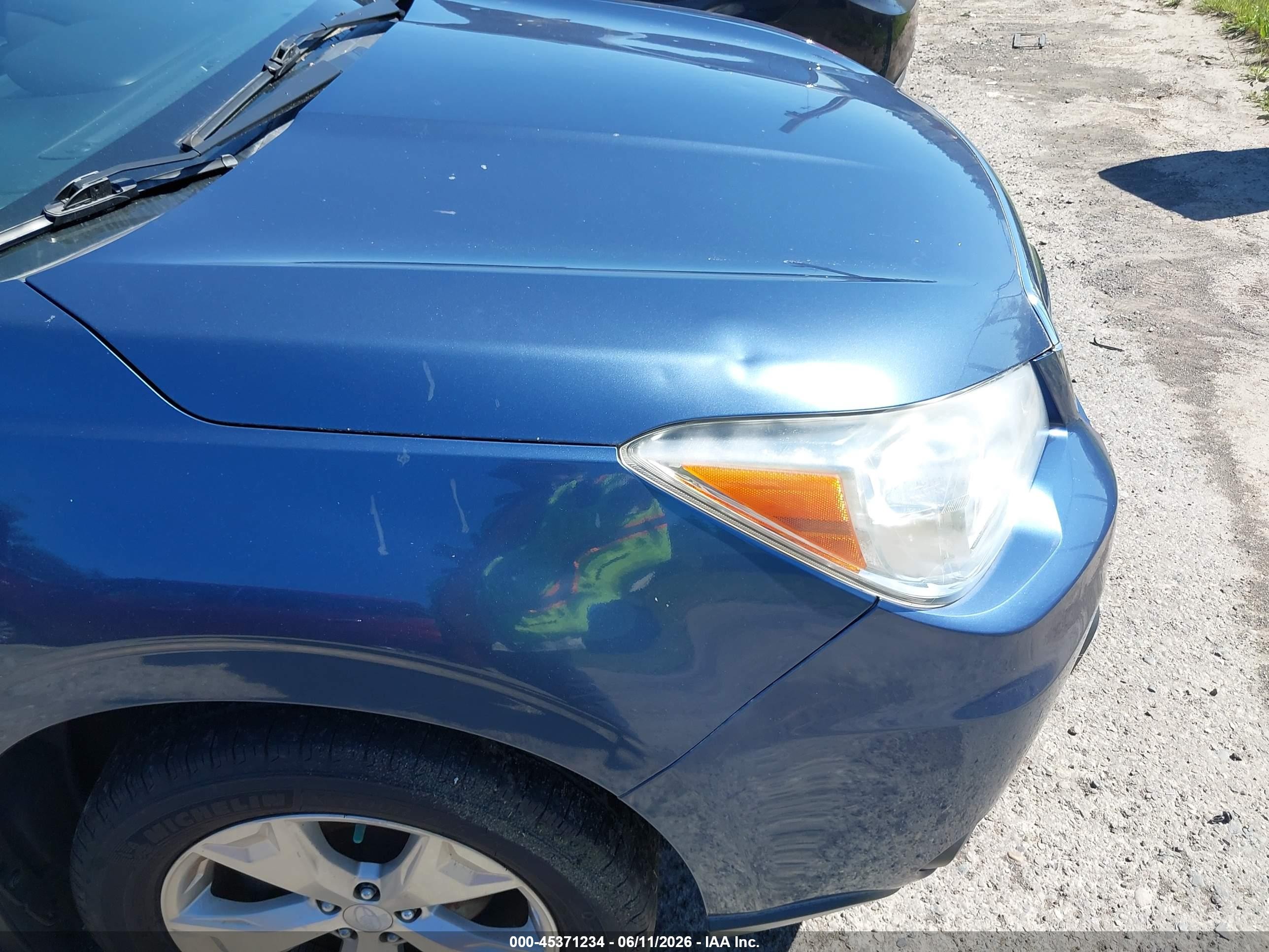 2014 Subaru Forester 2.5i Premium Blue vin: JF2SJAGC4EH402867