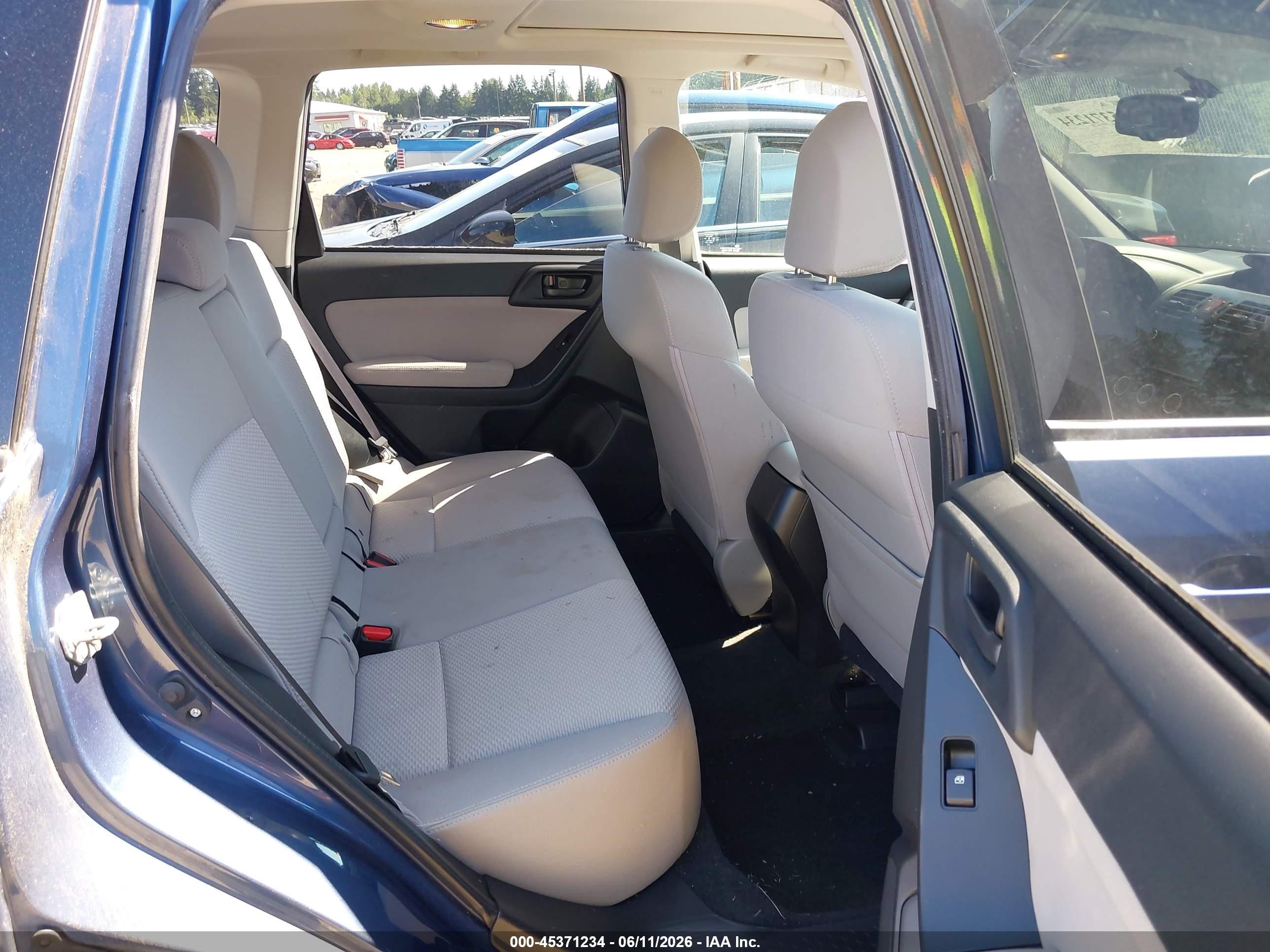 2014 Subaru Forester 2.5i Premium Blue vin: JF2SJAGC4EH402867