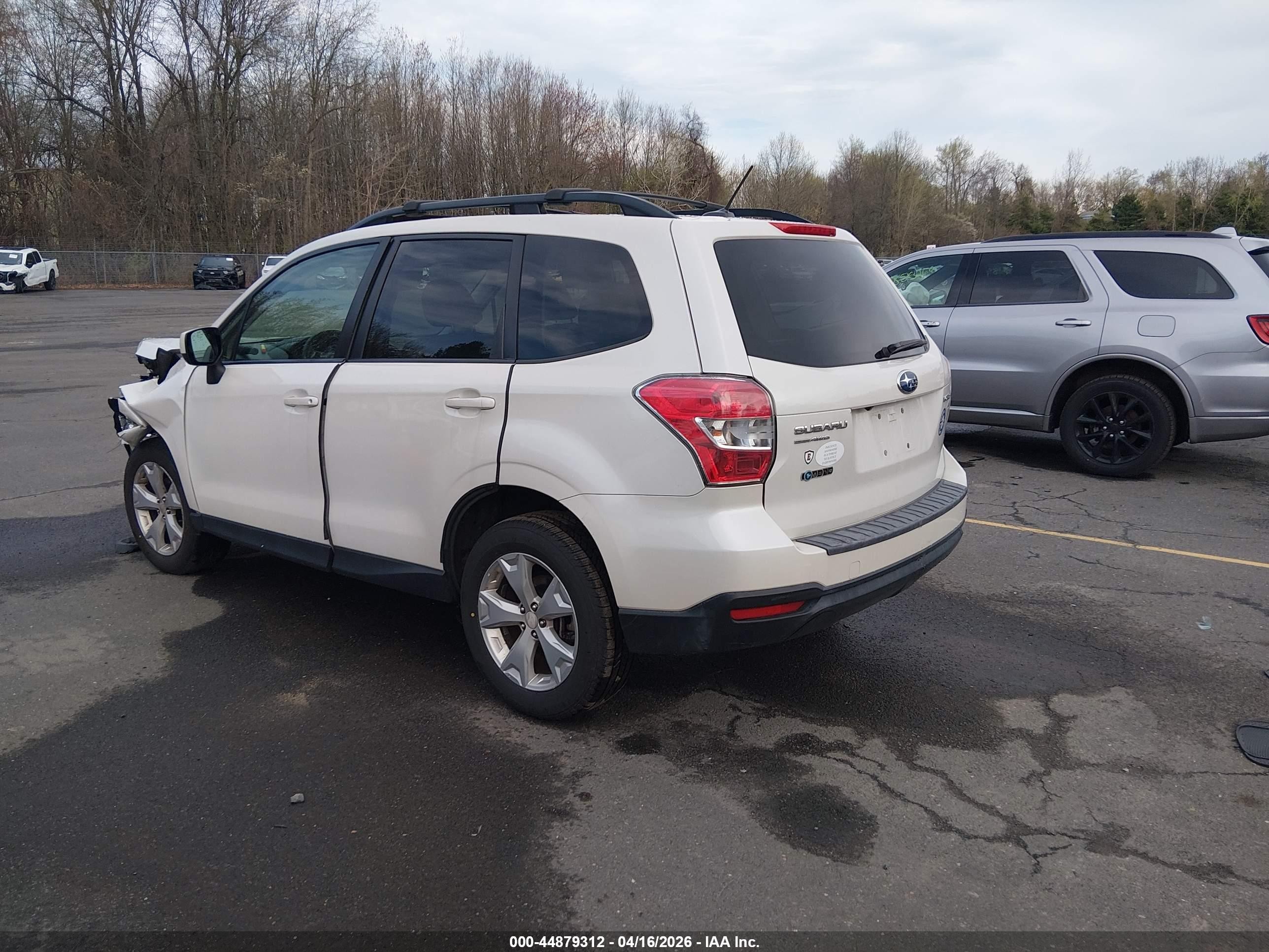 2014 Subaru Forester 2.5i Premium White vin: JF2SJAGC4EH523043