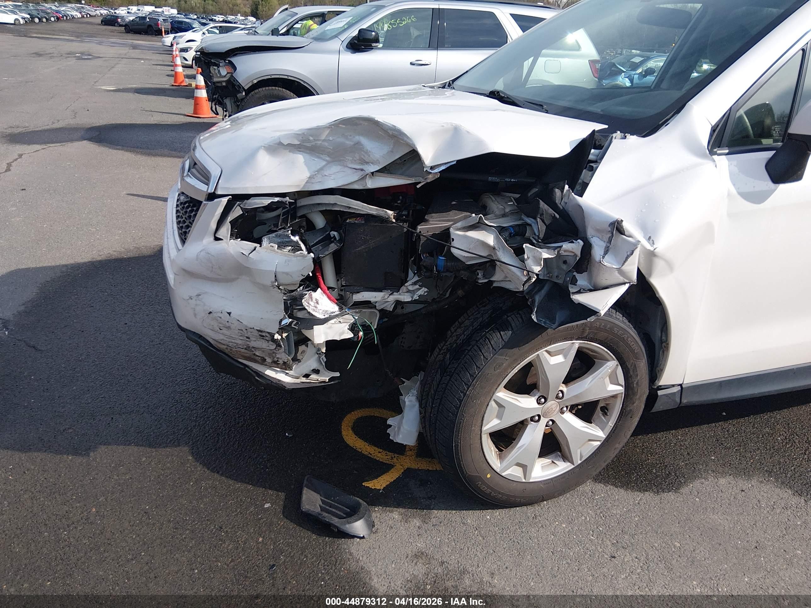 2014 Subaru Forester 2.5i Premium White vin: JF2SJAGC4EH523043