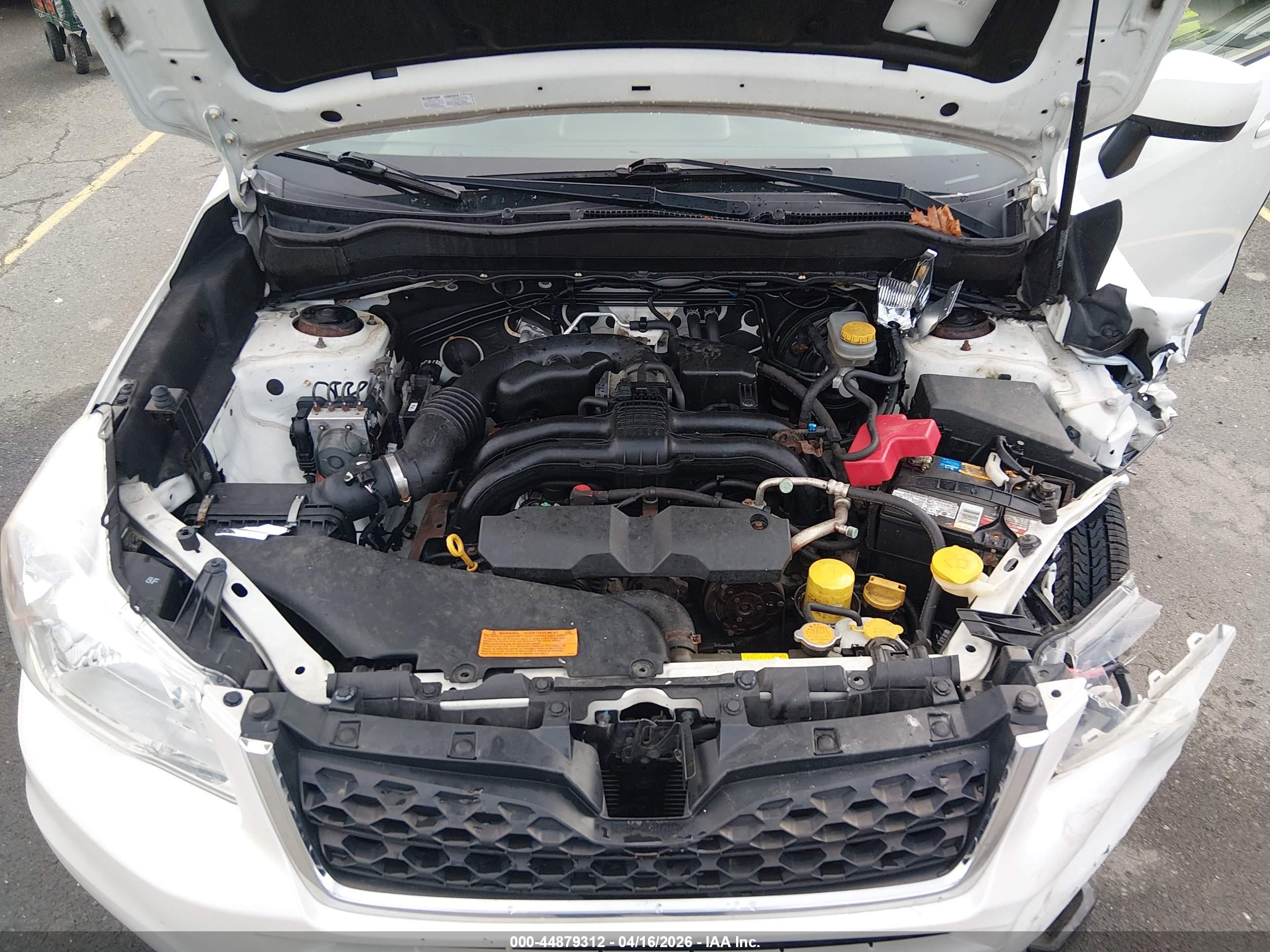 2014 Subaru Forester 2.5i Premium White vin: JF2SJAGC4EH523043