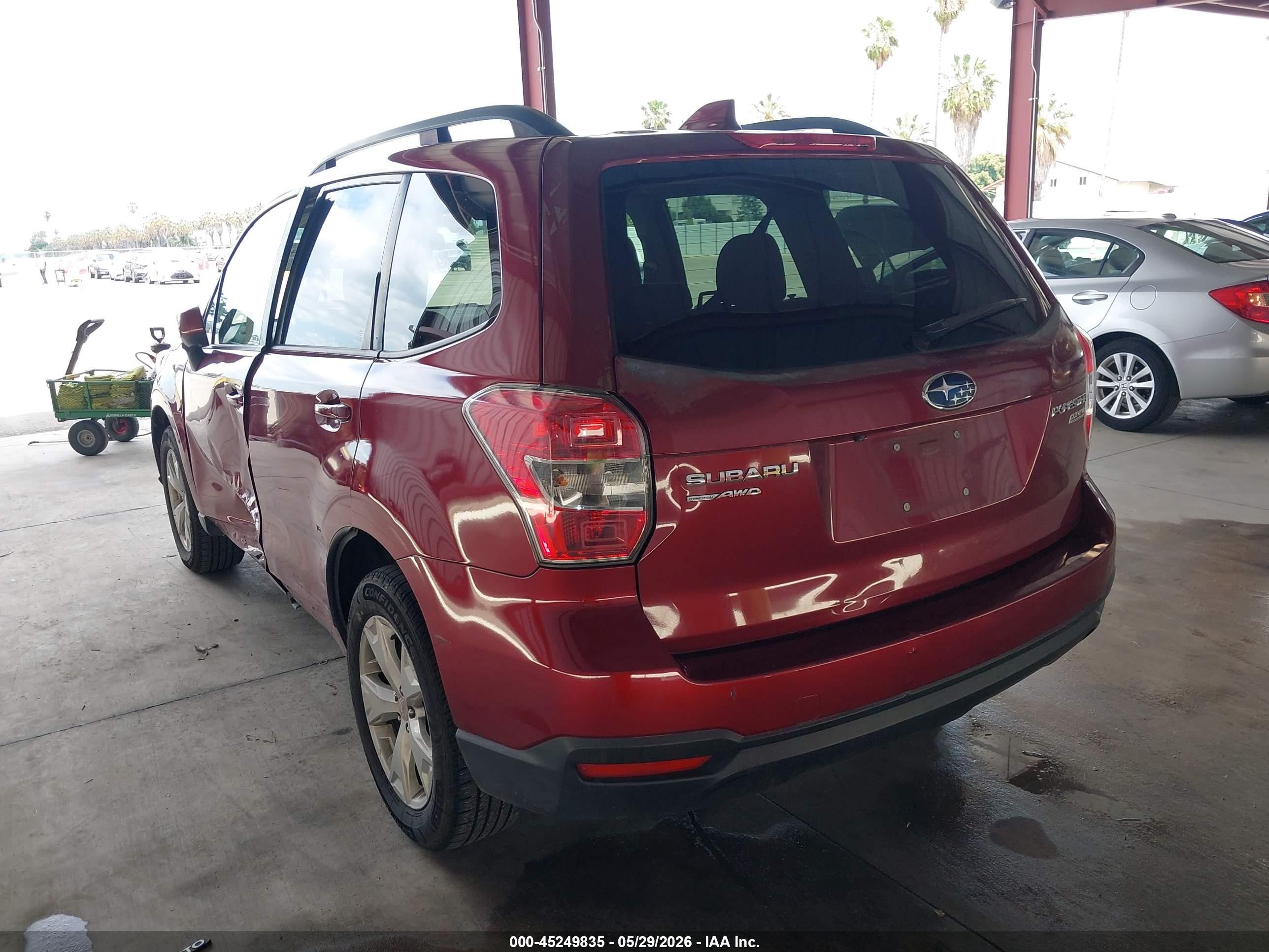 2016 Subaru Forester 2.5i Premium Red vin: JF2SJAGC4GH512028