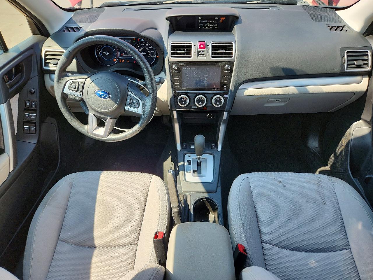 2018 Subaru Forester 2.5i Premium Burgundy vin: JF2SJAGC4JH544663
